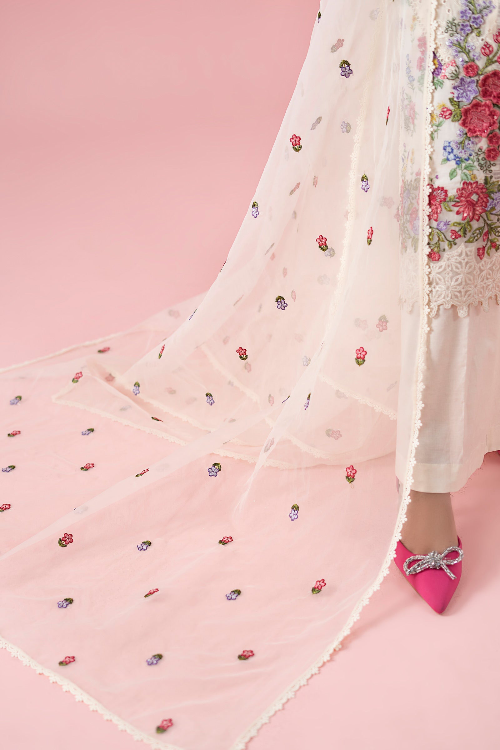 3 Piece Embroidered Lawn Suit