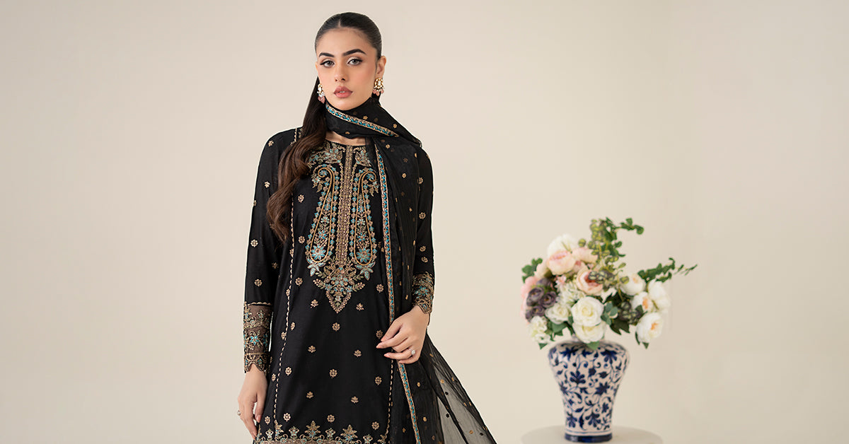 3 Piece Embroidered Lawn Suit