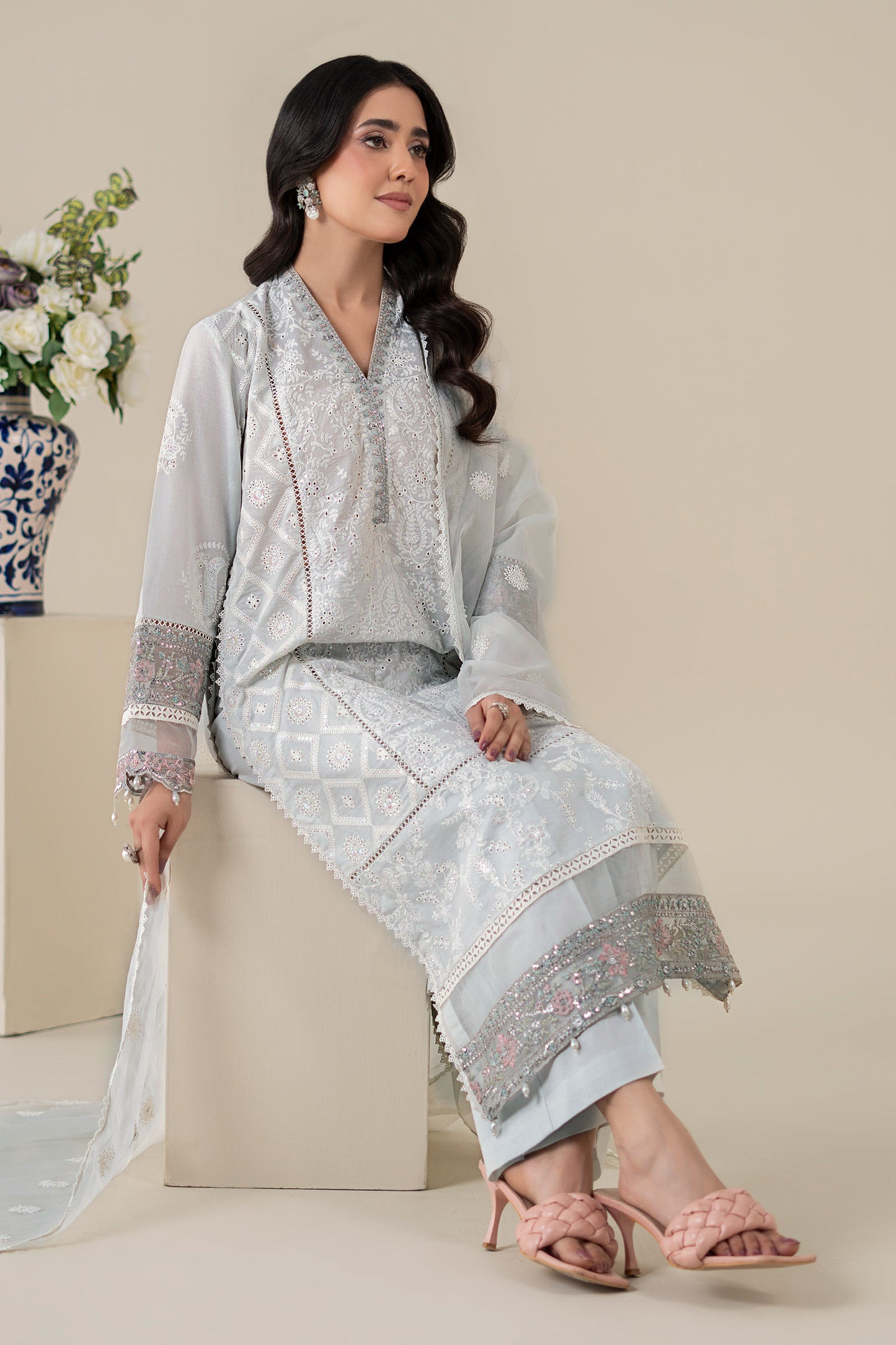 3 Piece Embroidered Lawn Suit