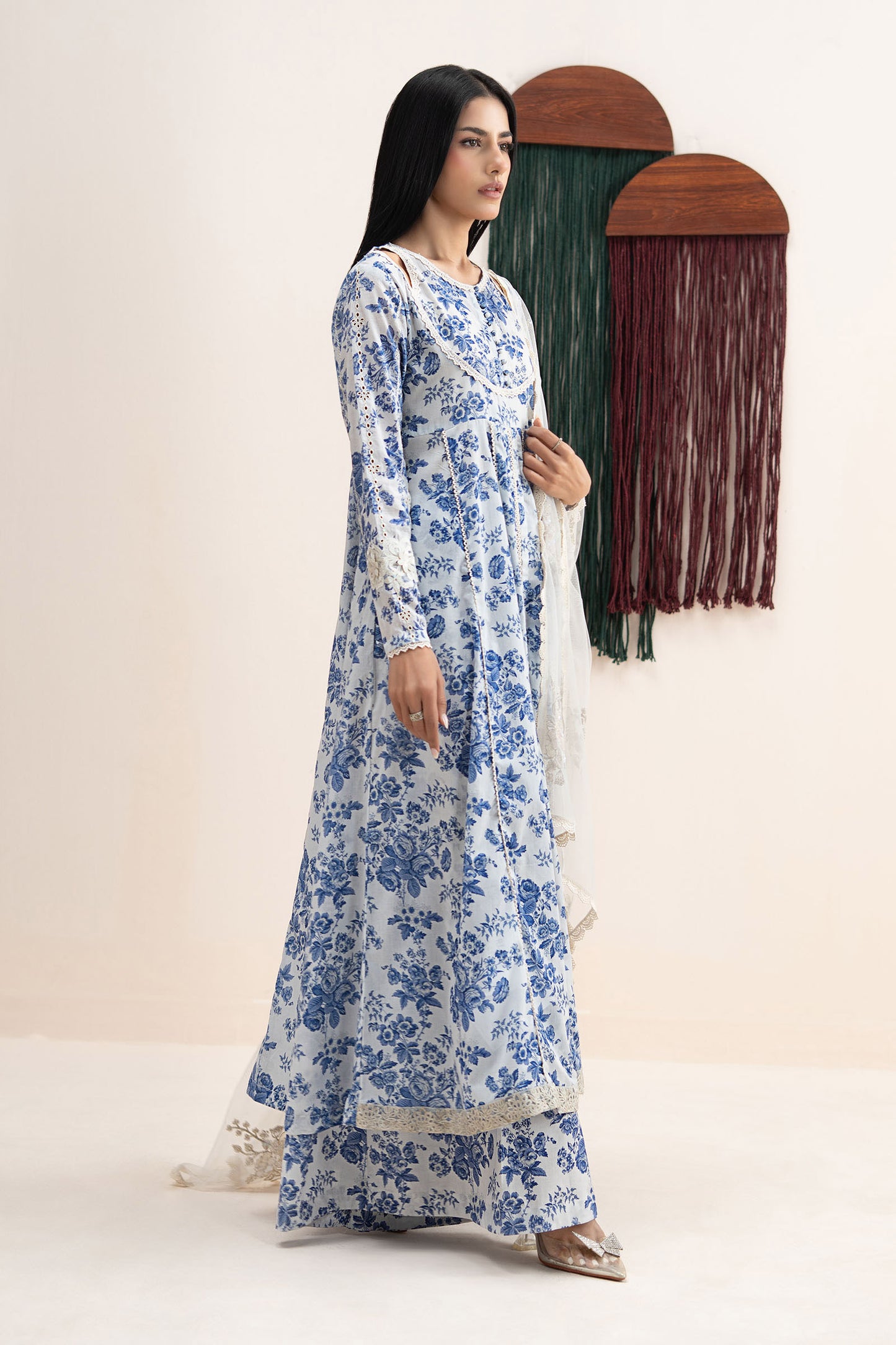 3 Piece Embroidered Lawn Suit