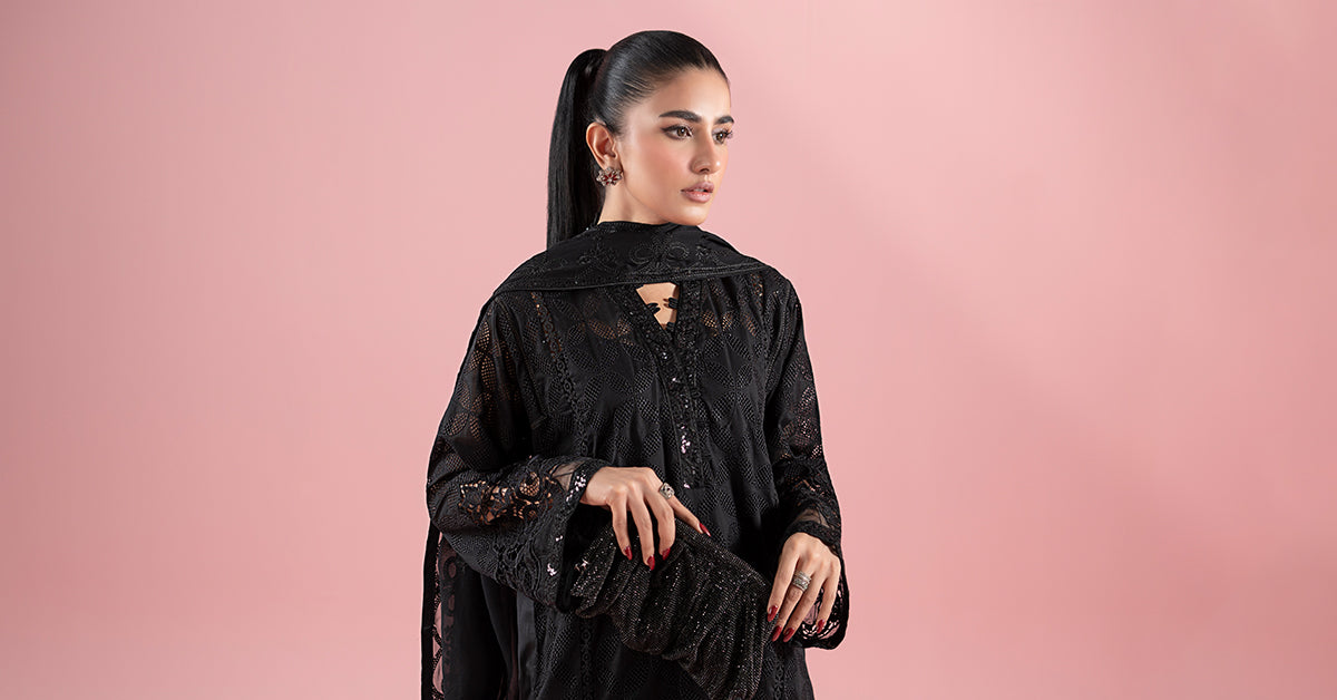 3 Piece Embroidered Lawn Suit