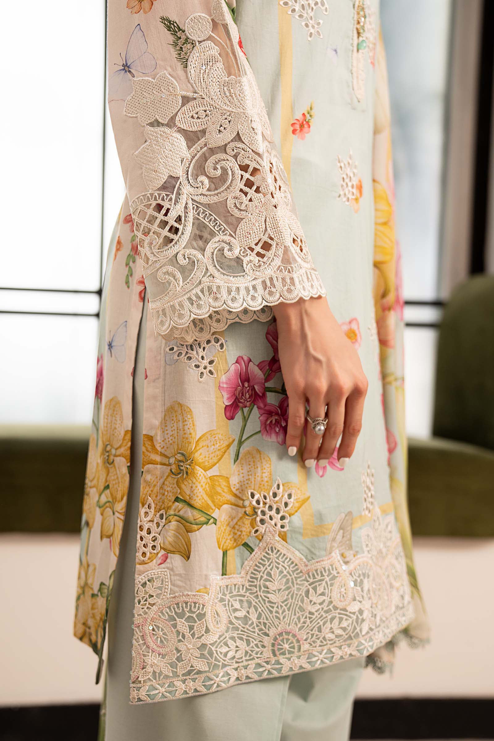 3 Piece Embroidered Lawn Suit