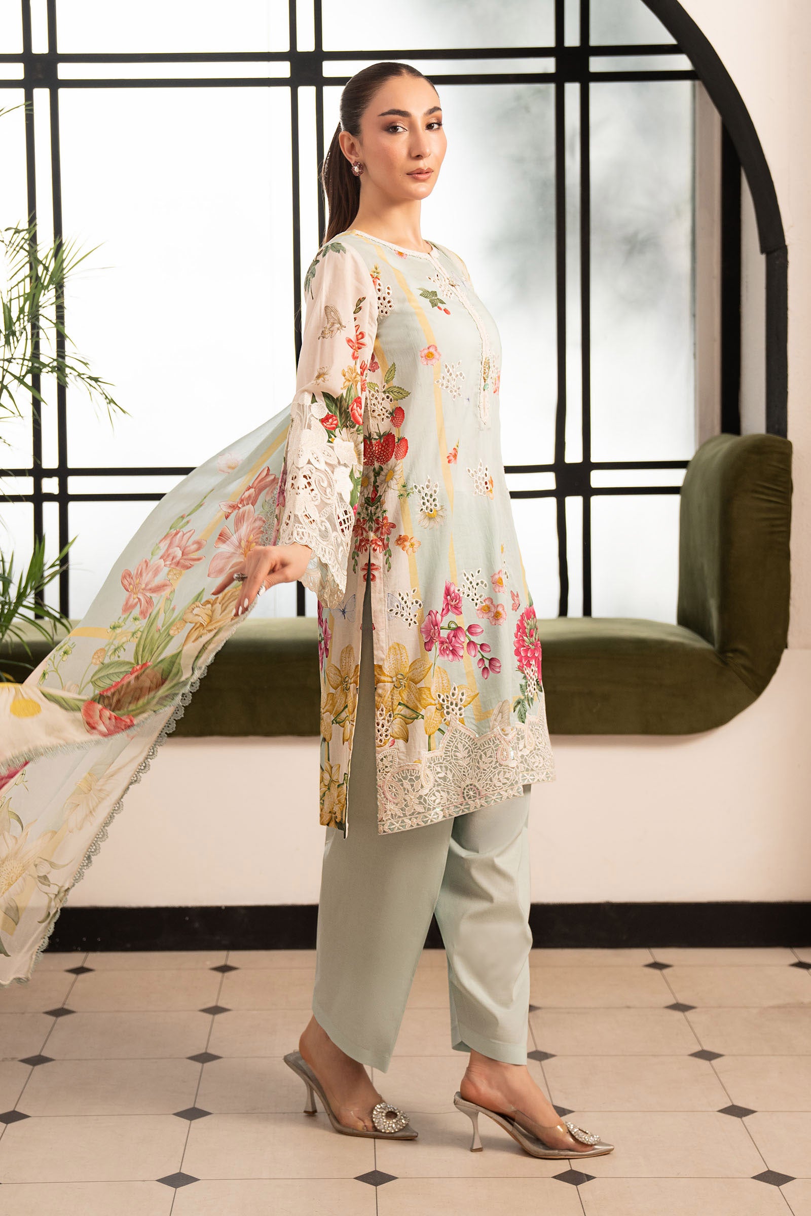 3 Piece Embroidered Lawn Suit