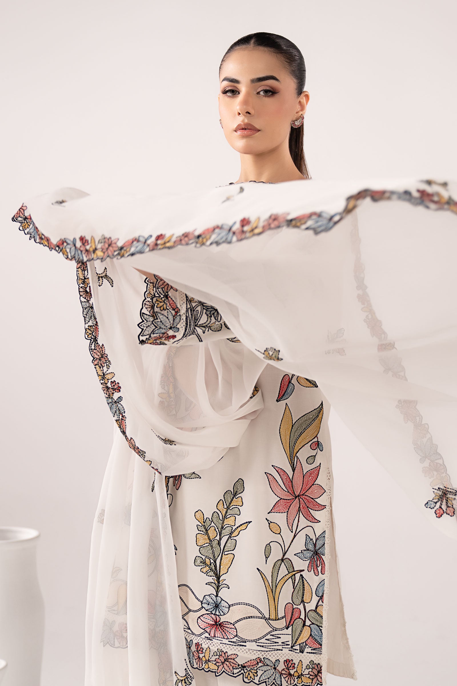 3 Piece Embroidered Lawn Suit