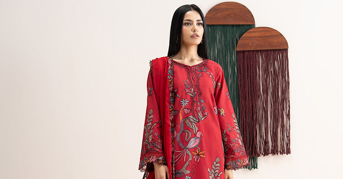 3 Piece Embroidered Lawn Suit