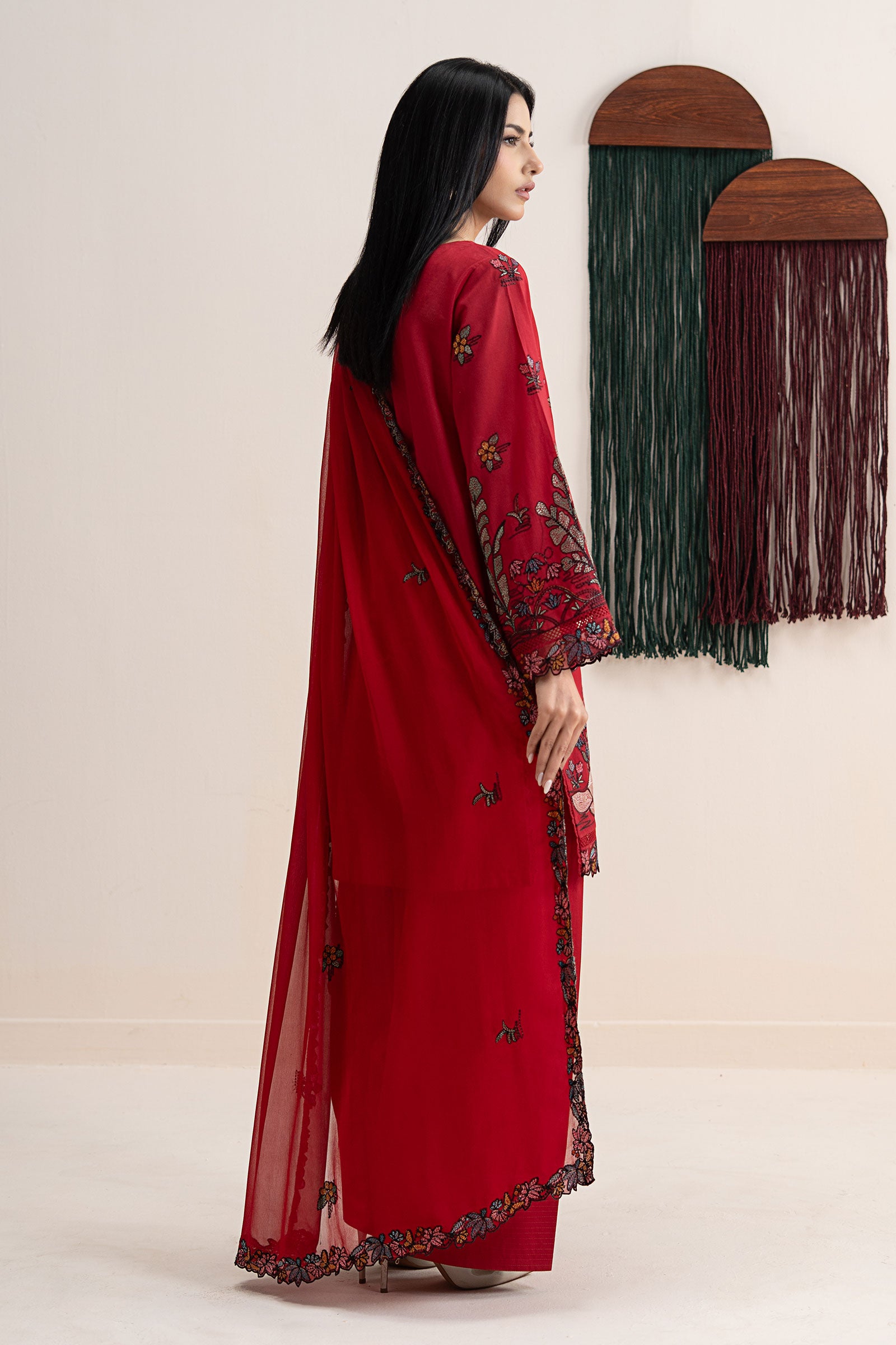 3 Piece Embroidered Lawn Suit