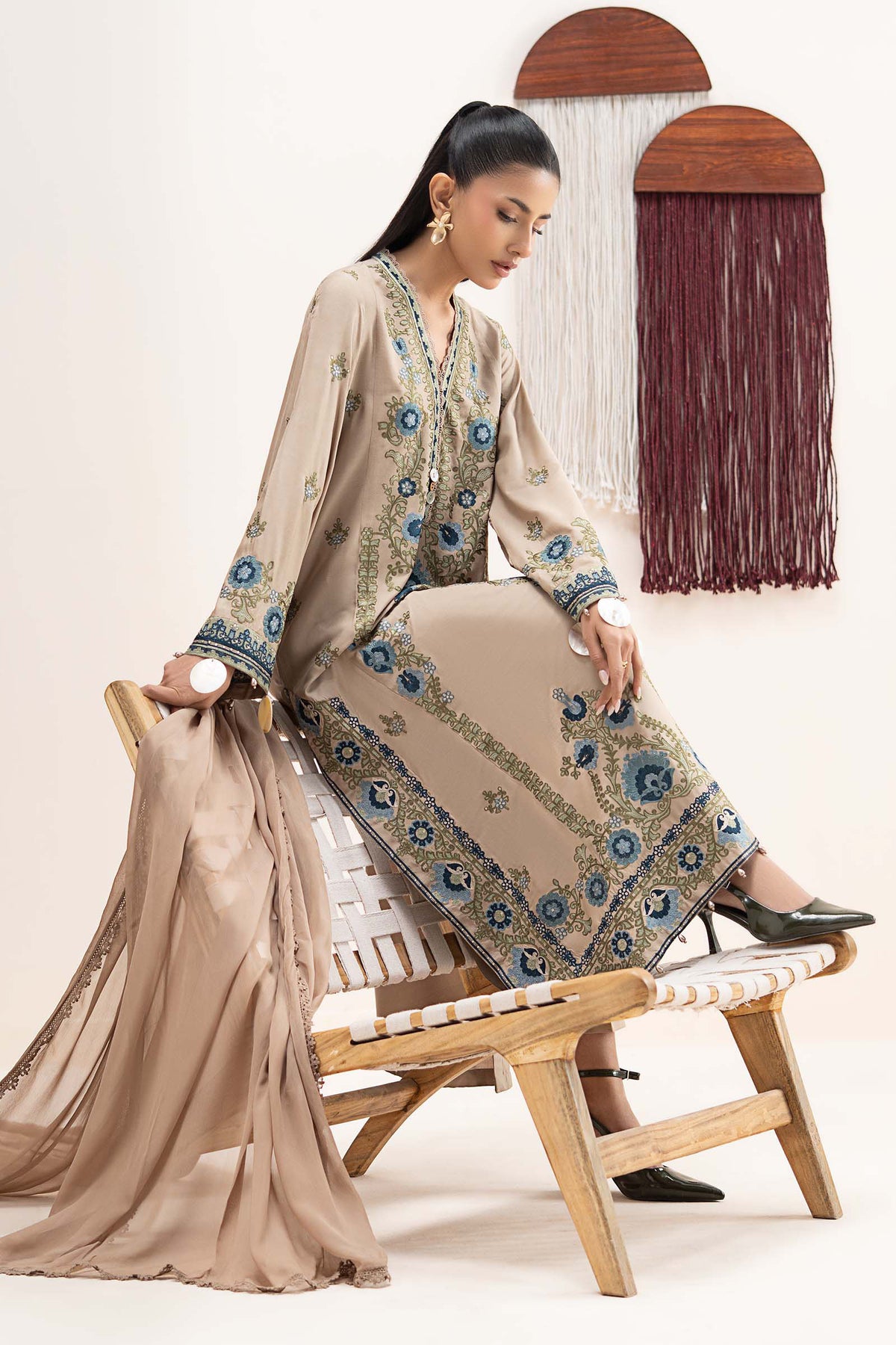 3 Piece Embroidered Arabic Lawn Suit