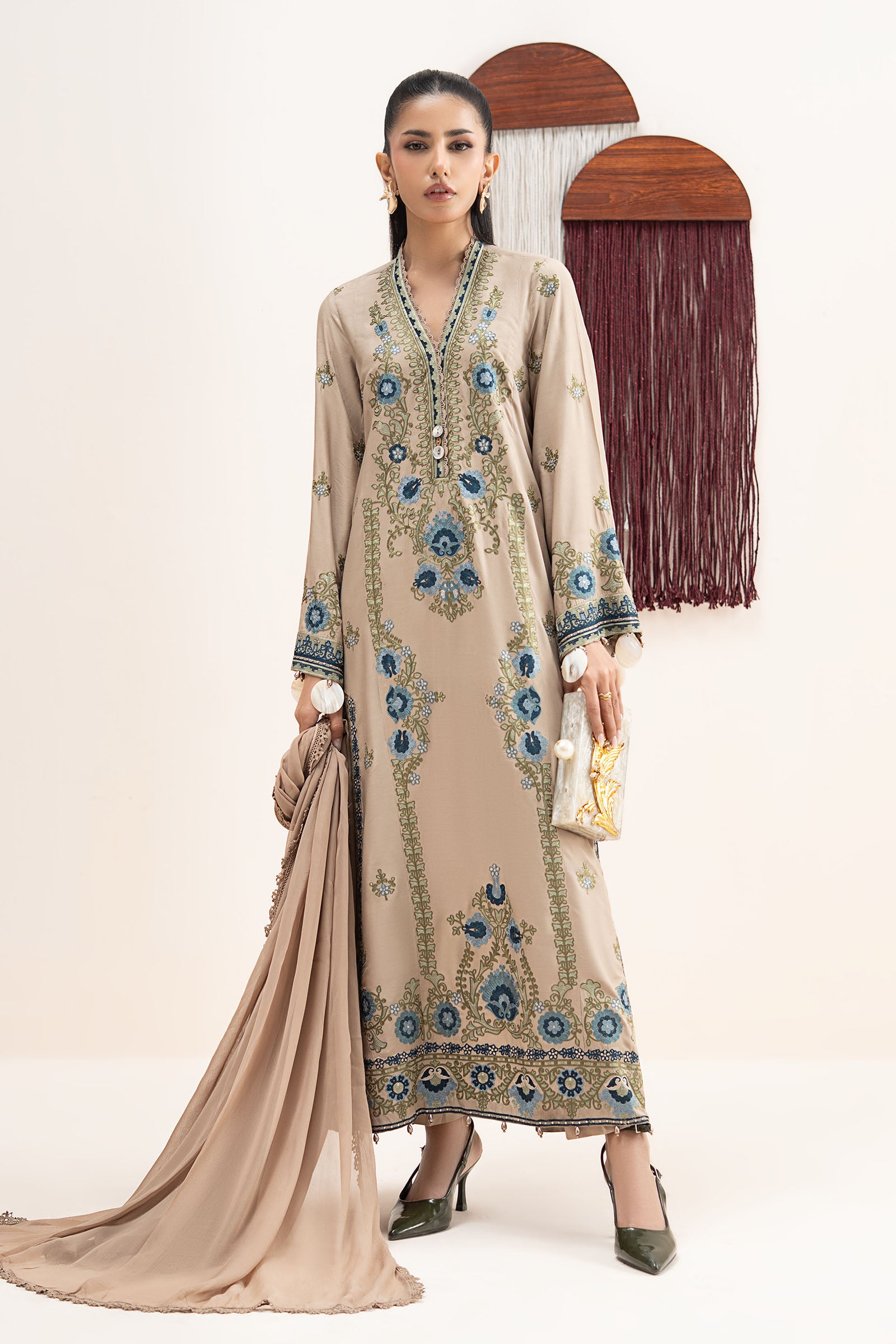 3 Piece Embroidered Arabic Lawn Suit