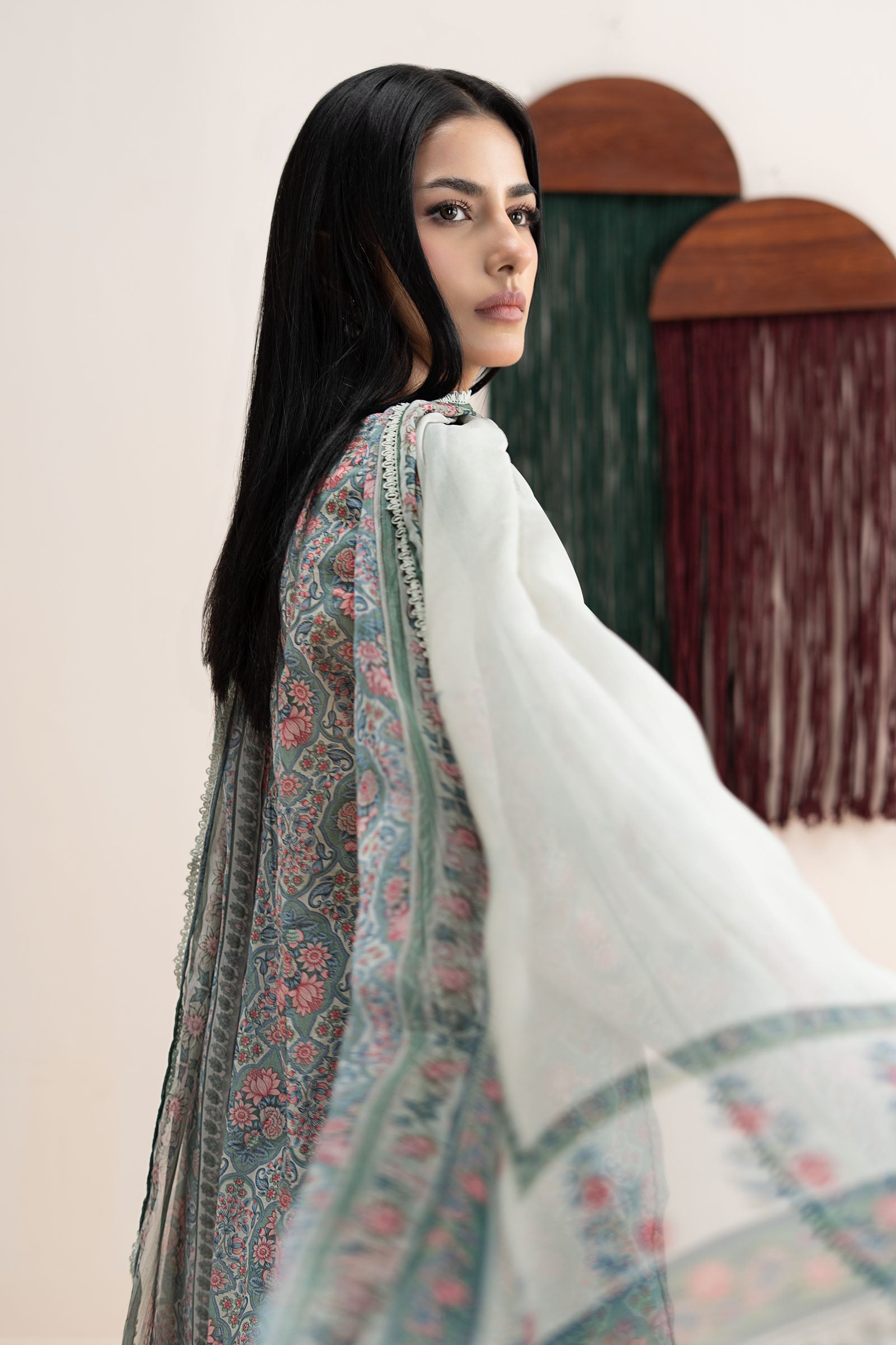 3 Piece Embroidered Lawn Suit