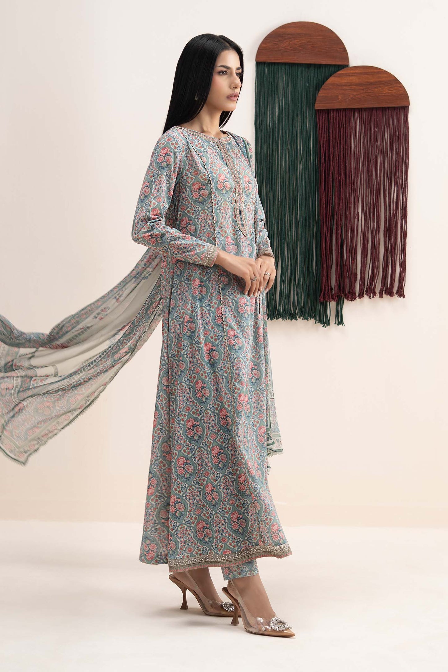 3 Piece Embroidered Lawn Suit