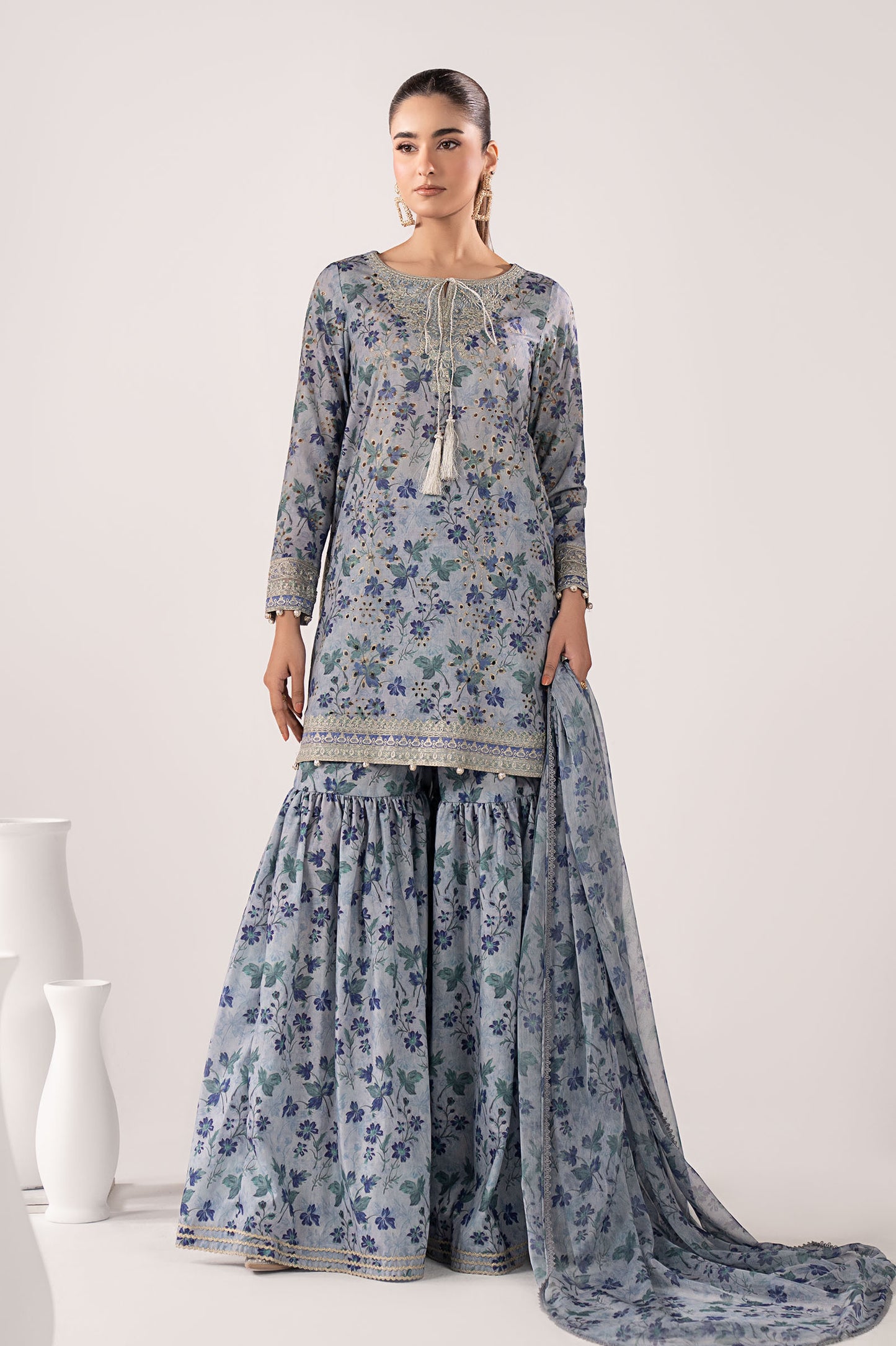 3 Piece Embroidered Lawn Suit
