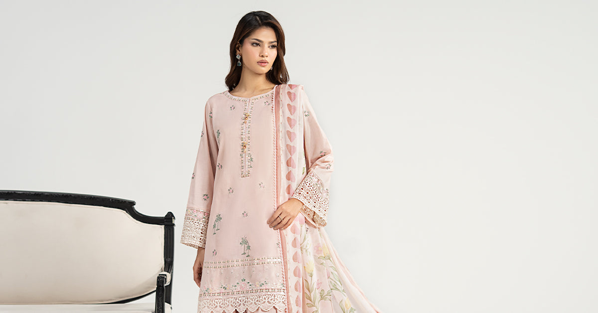 3 Piece Embroidered Lawn Suit