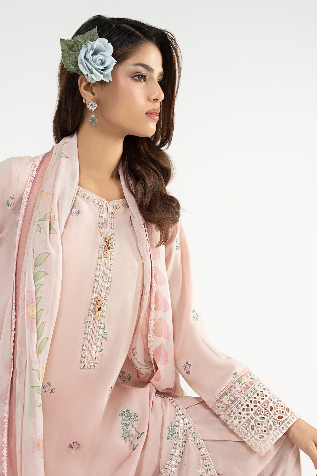 3 Piece Embroidered Lawn Suit