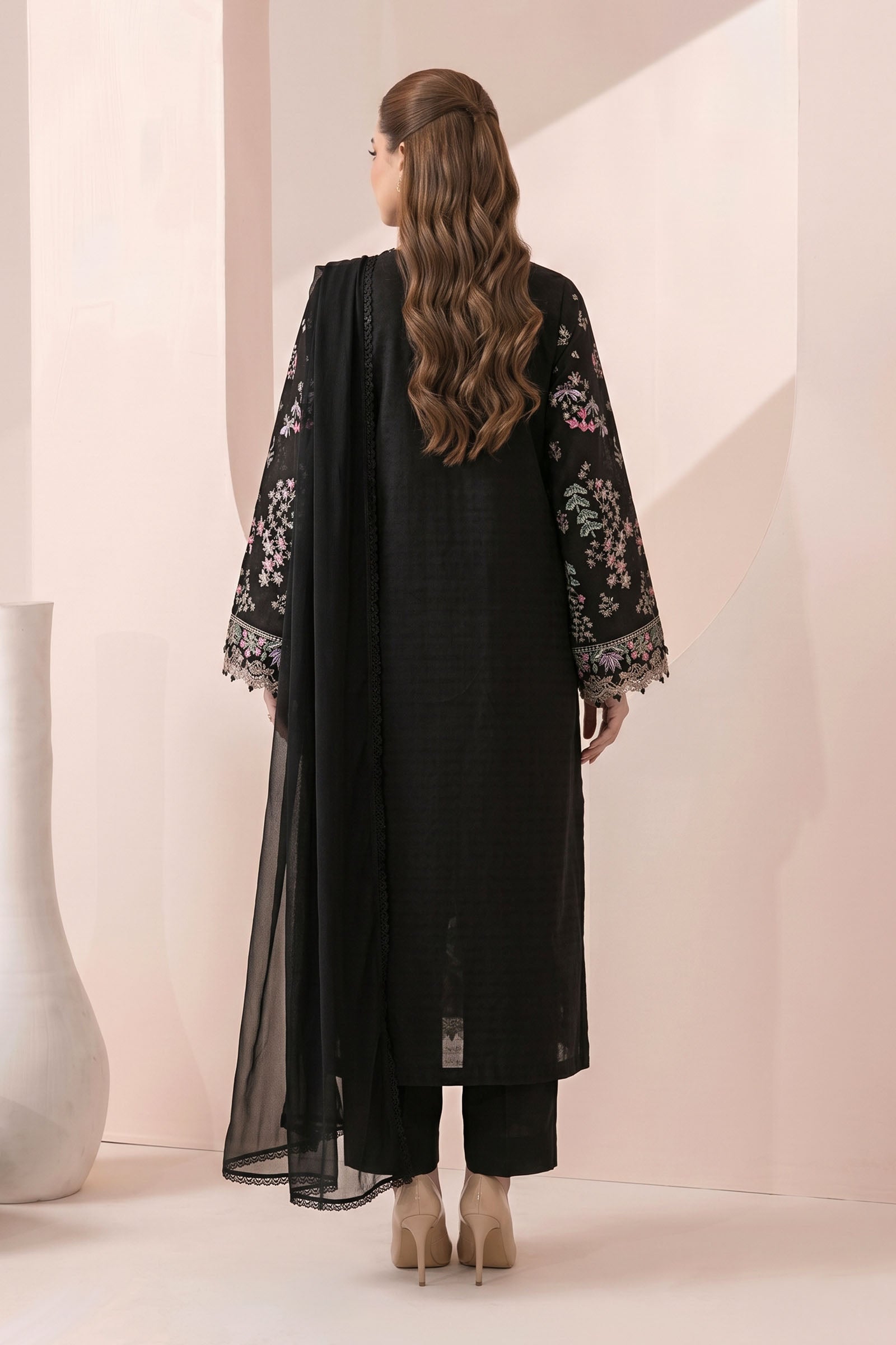 3 Piece Embroidered Dobby Jacquard Suit