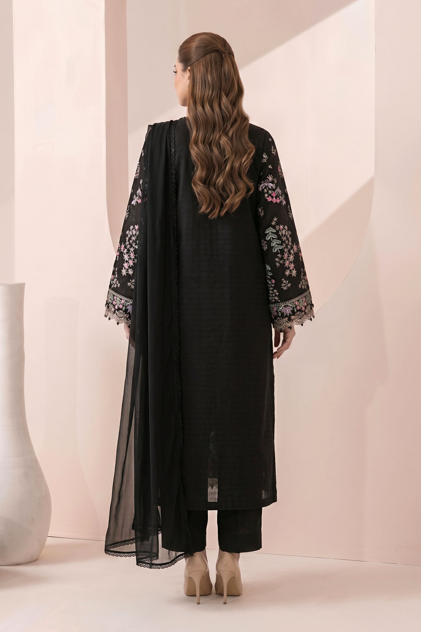 3 Piece Embroidered Dobby Jacquard Suit