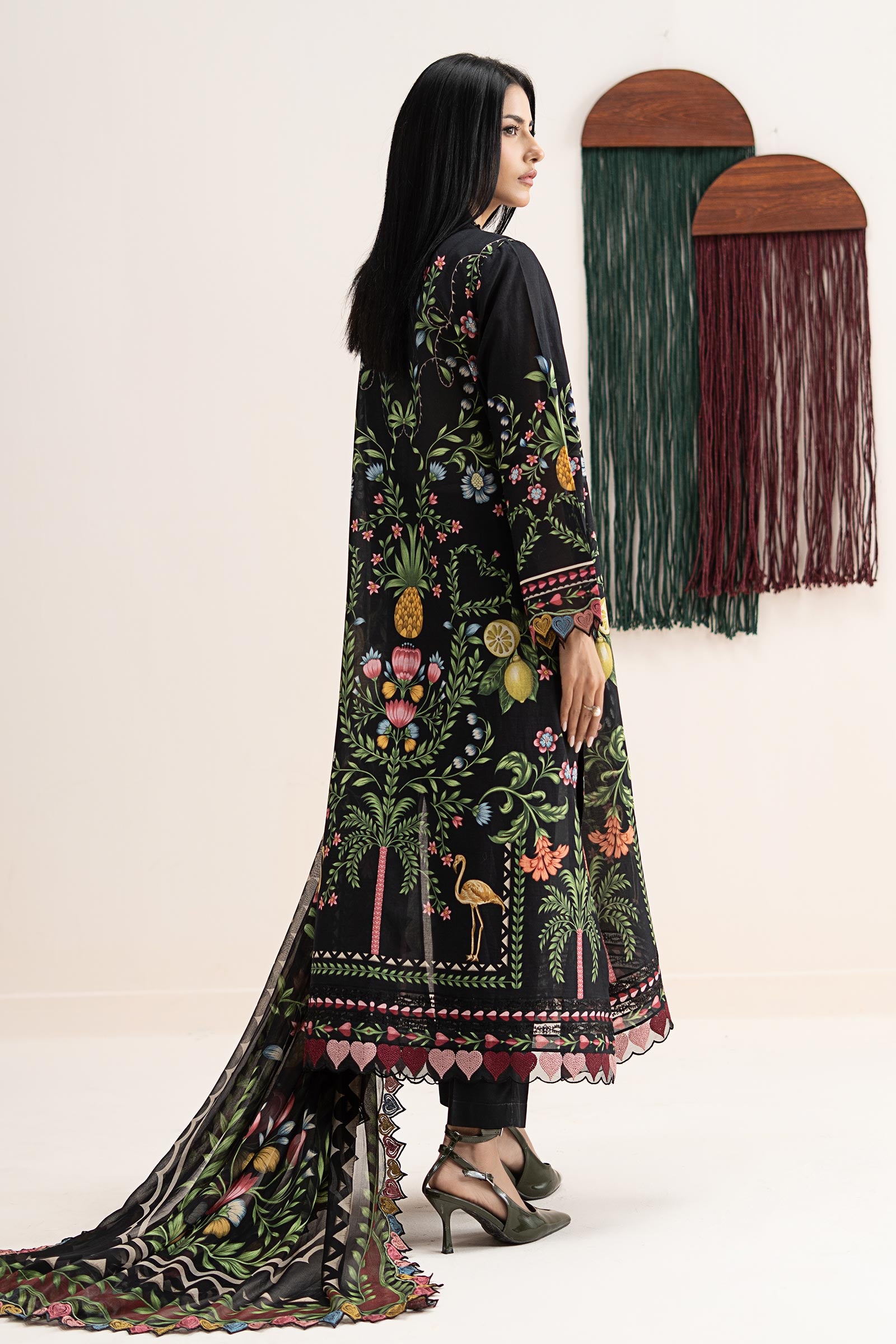 3 Piece Embroidered Lawn Suit