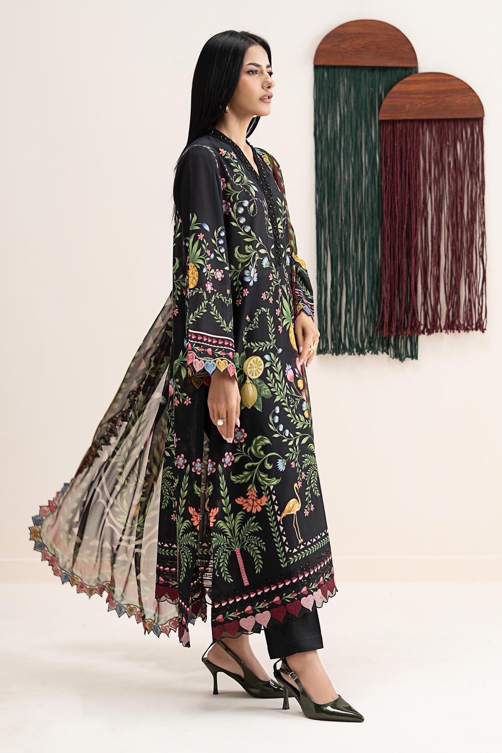 3 Piece Embroidered Lawn Suit