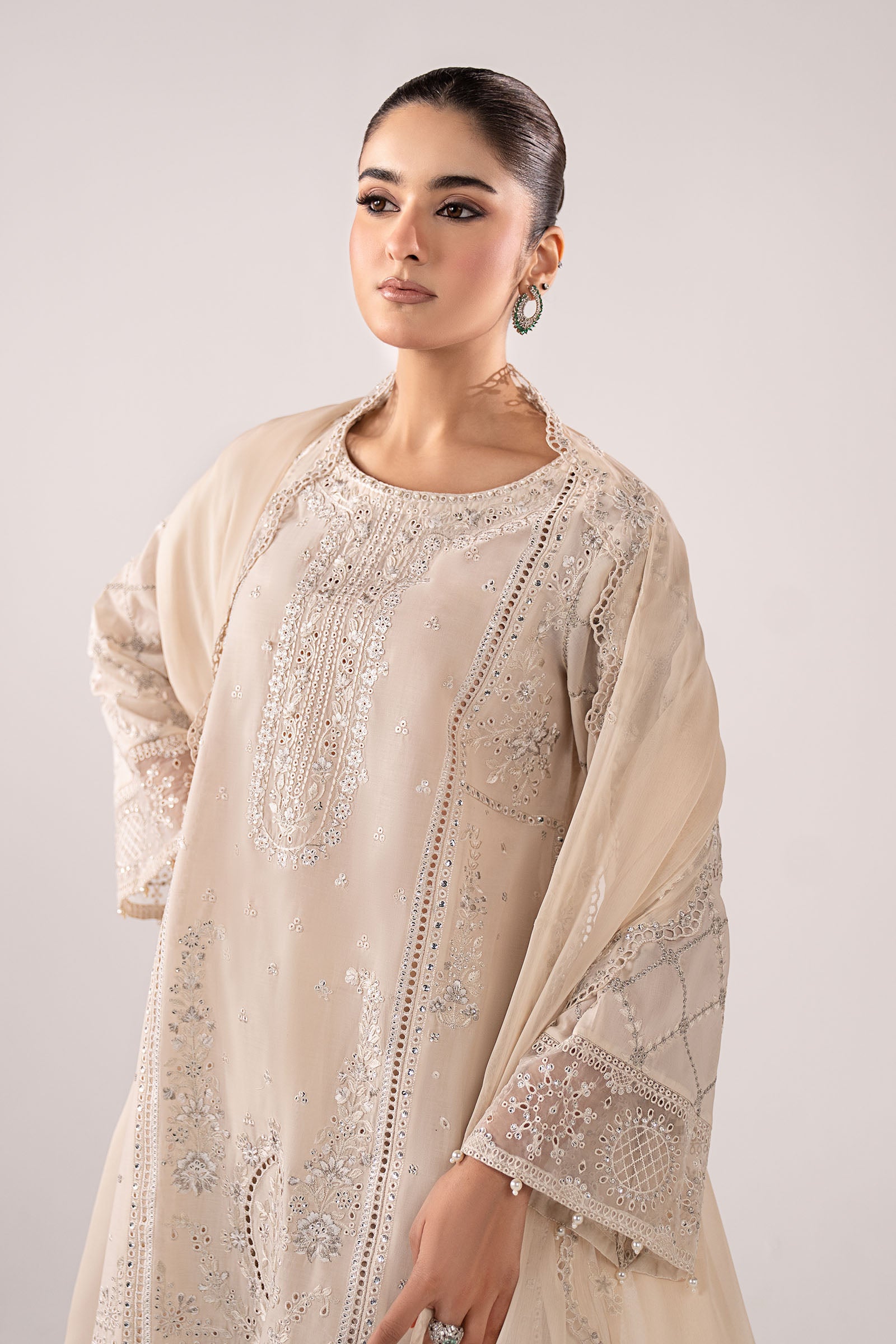 3 Piece Embroidered Lawn Suit