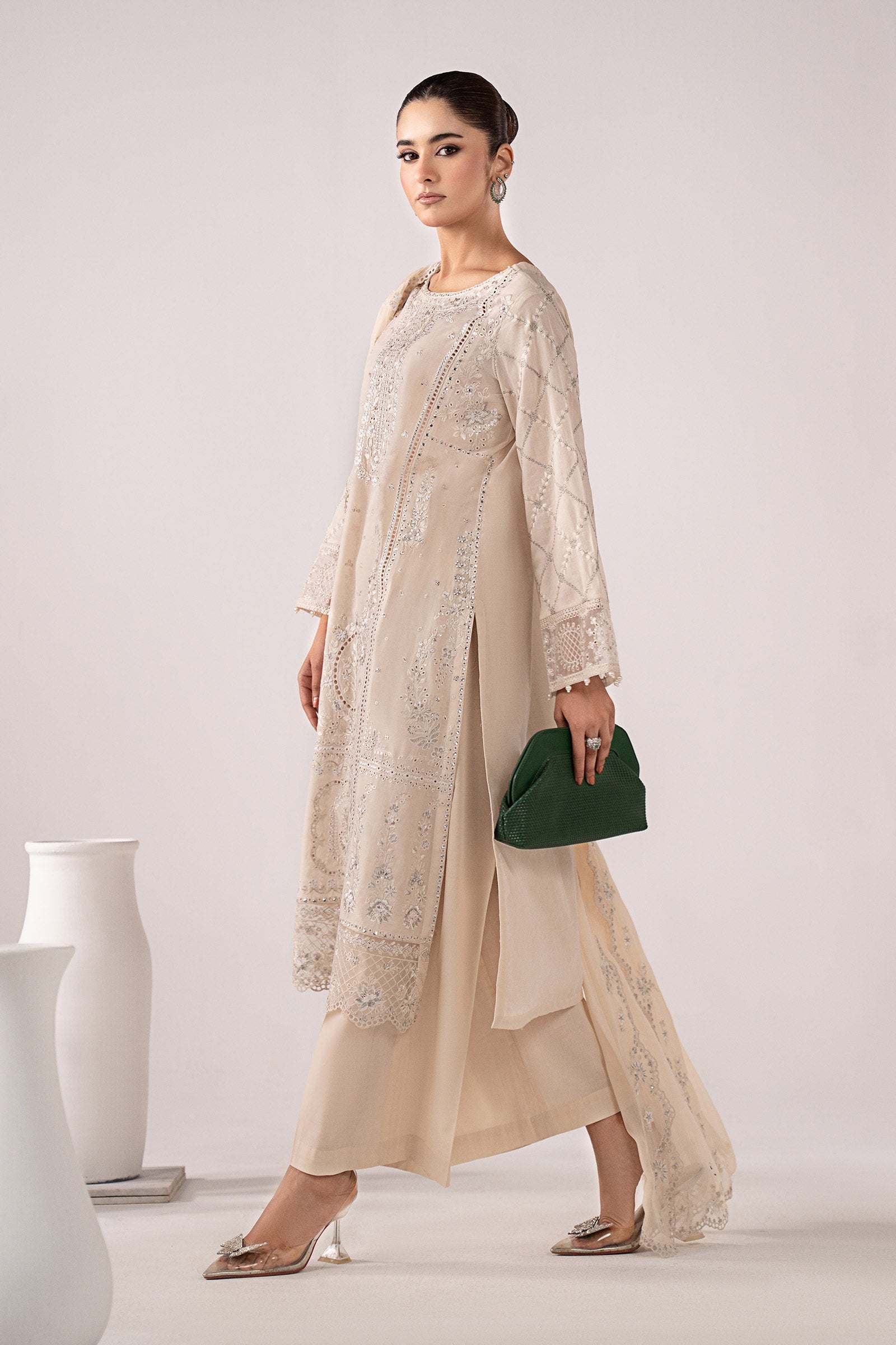 3 Piece Embroidered Lawn Suit