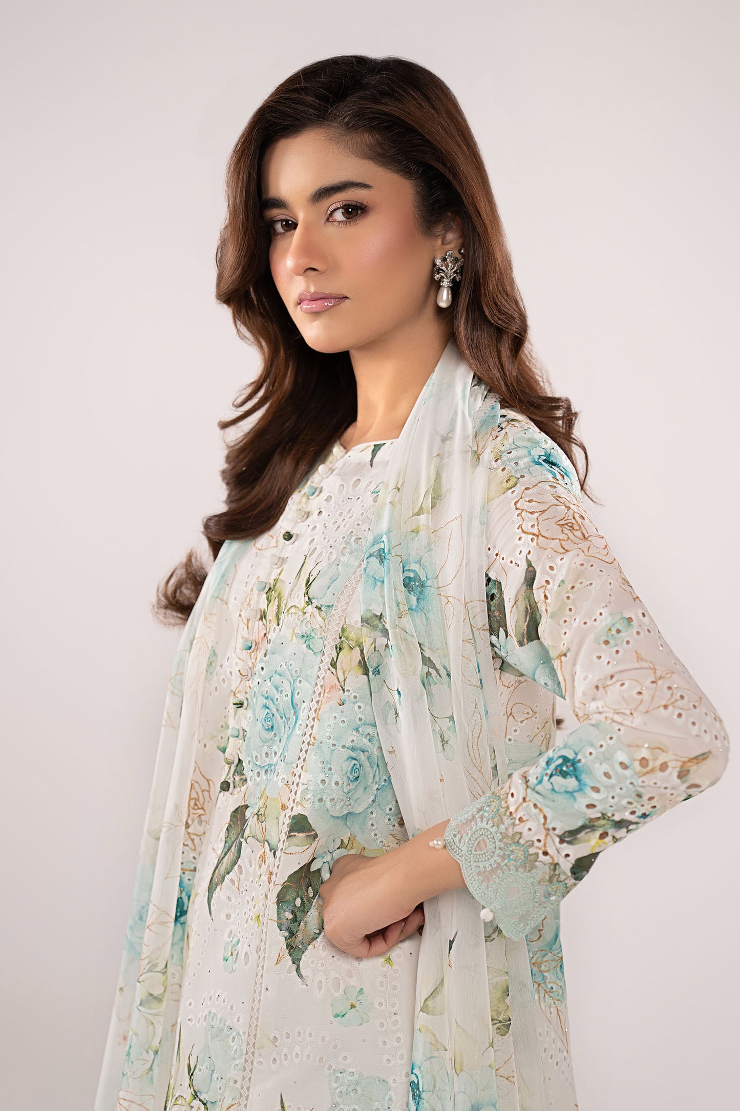 3 Piece Embroidered Lawn Suit