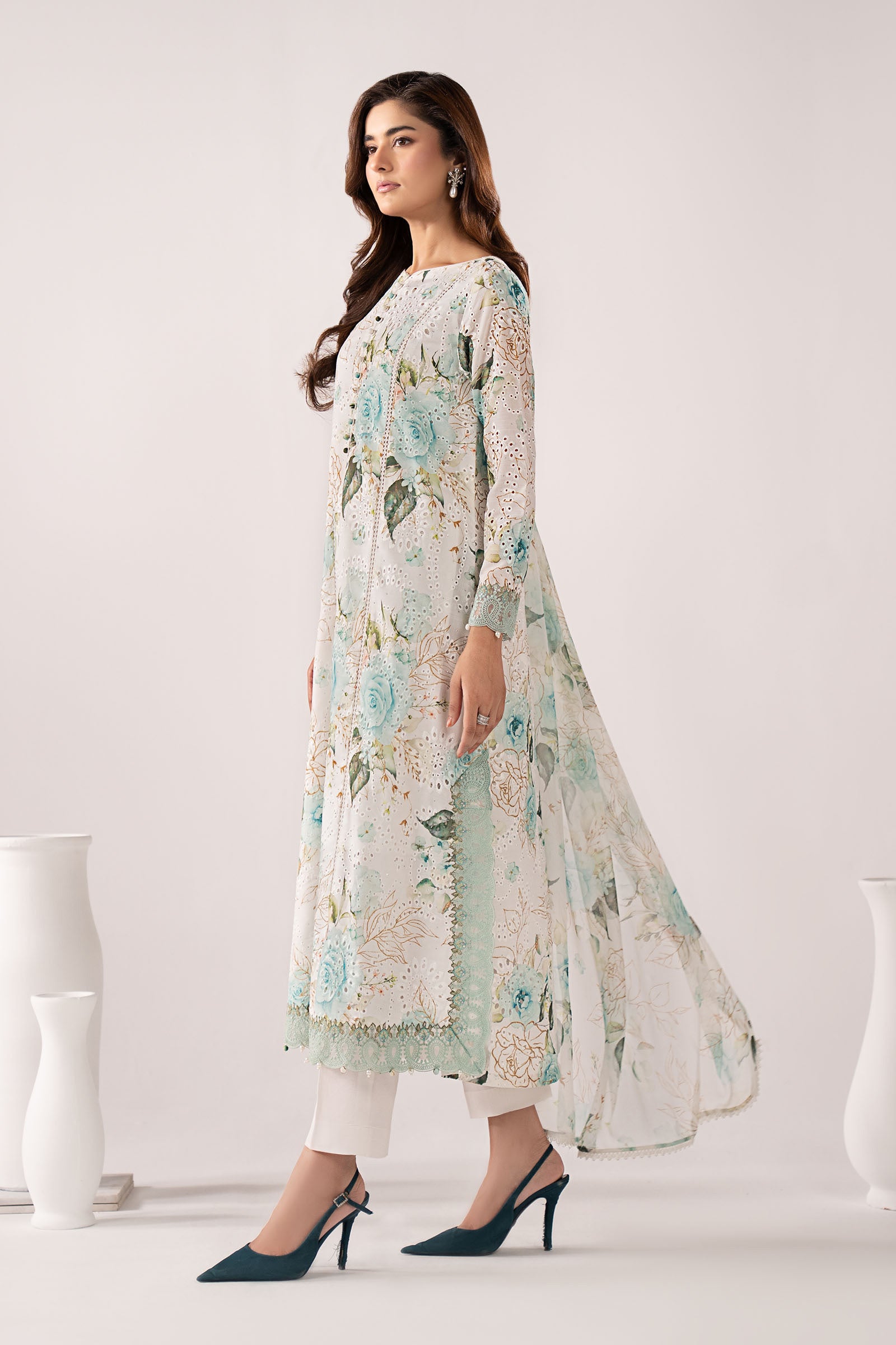 3 Piece Embroidered Lawn Suit