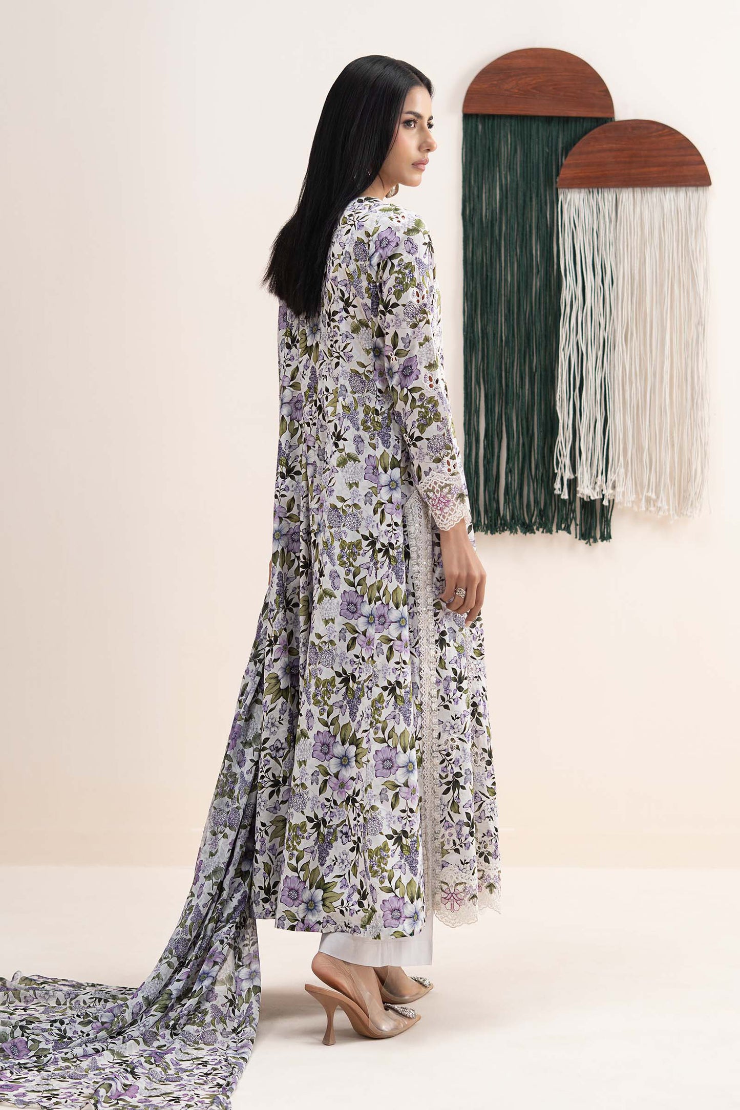 3 Piece Embroidered Lawn Suit