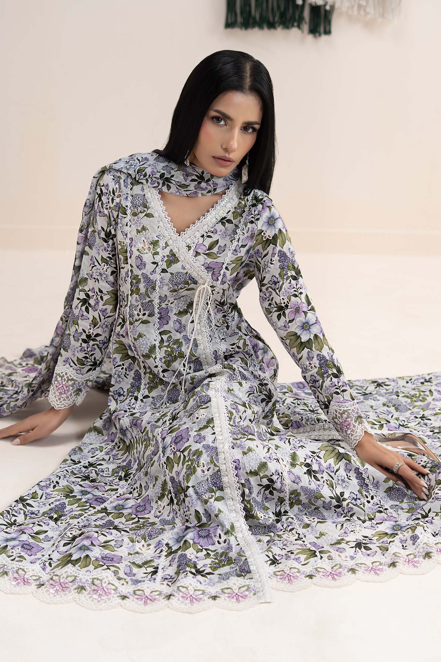 3 Piece Embroidered Lawn Suit