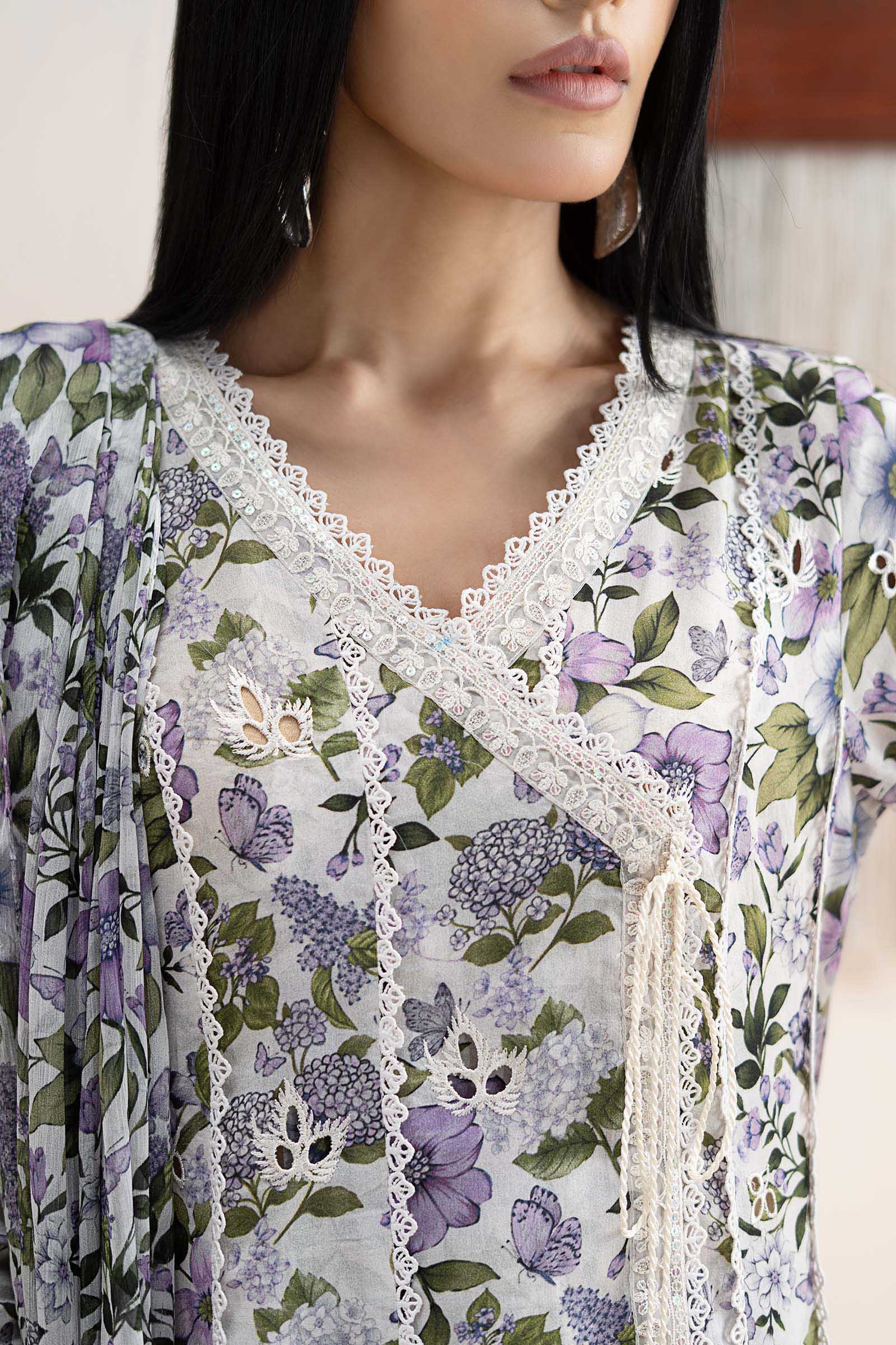 3 Piece Embroidered Lawn Suit