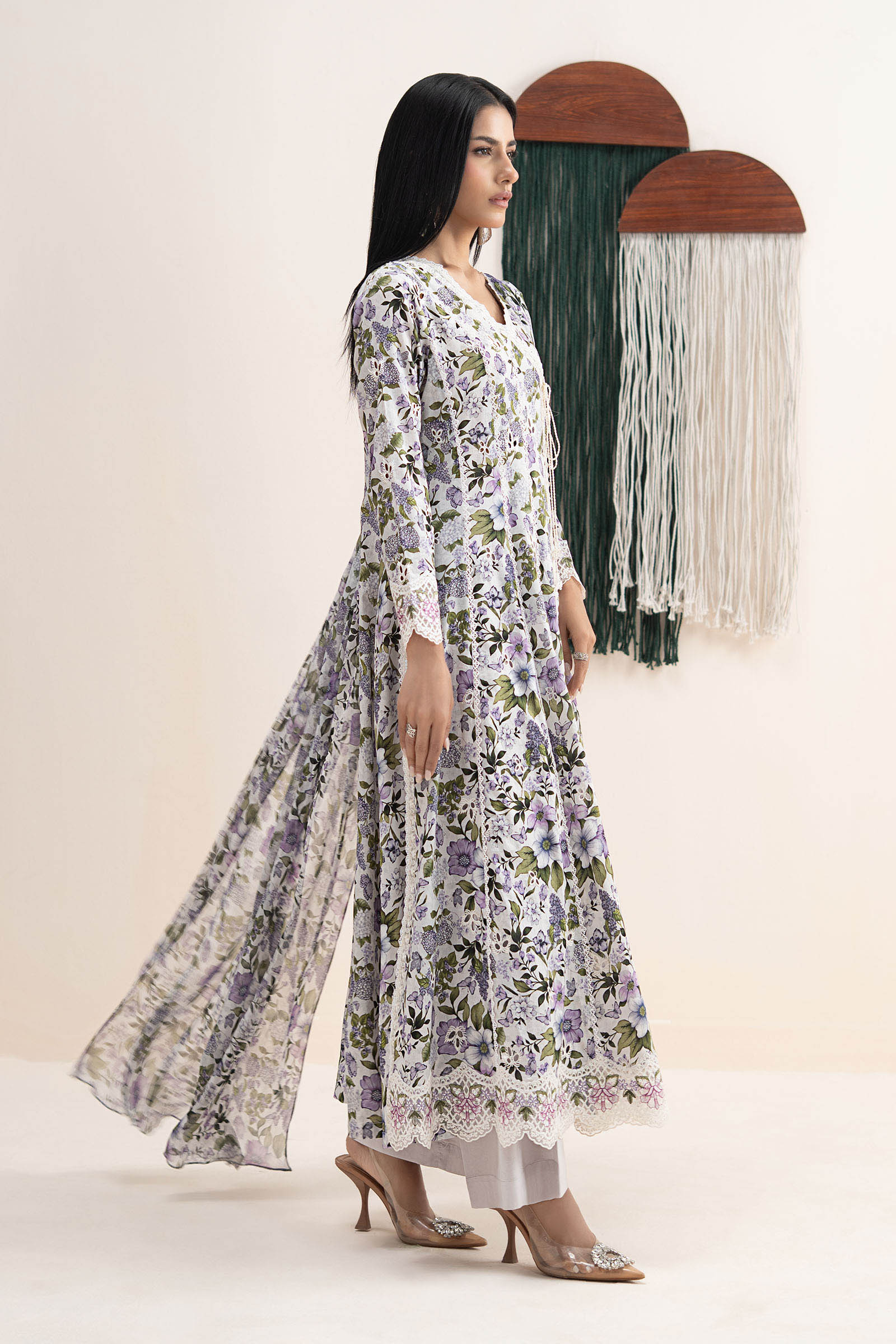 3 Piece Embroidered Lawn Suit