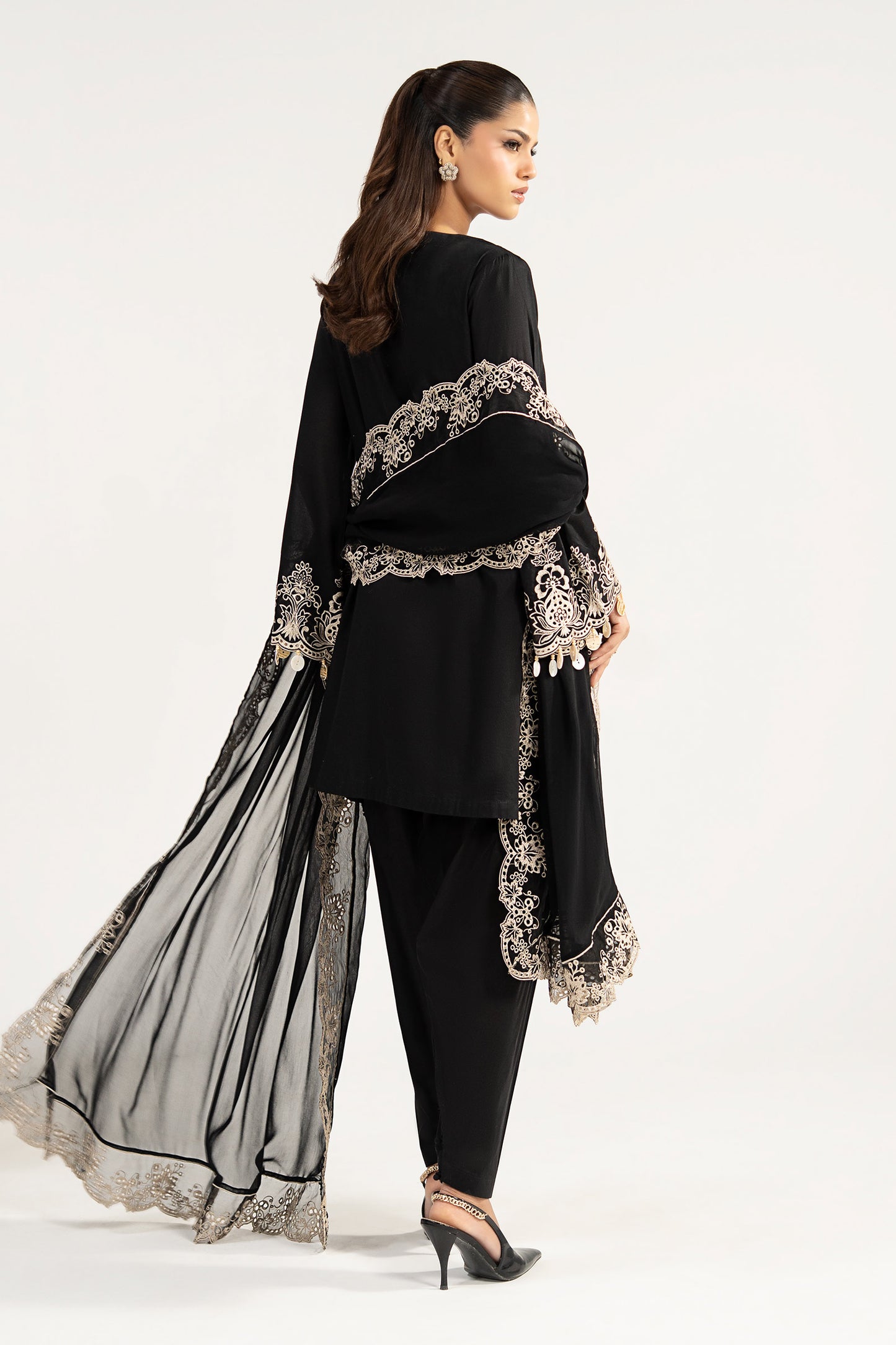 3 Piece Embroidered Lawn Suit