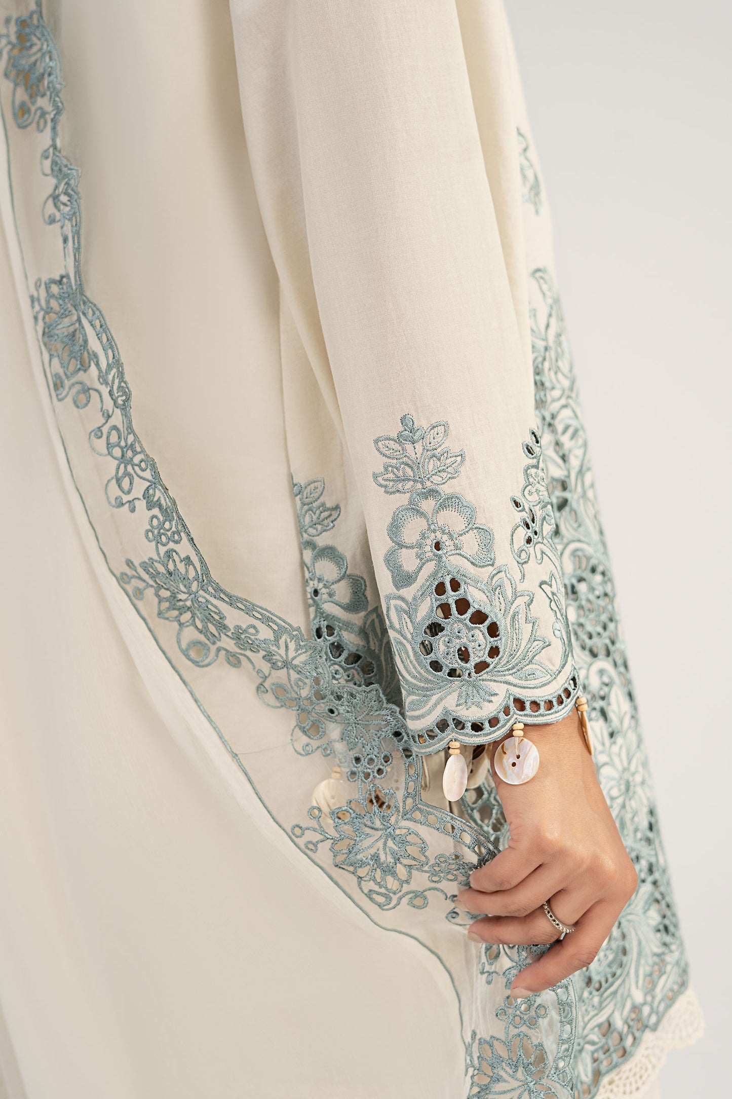 3 Piece Embroidered Lawn Suit