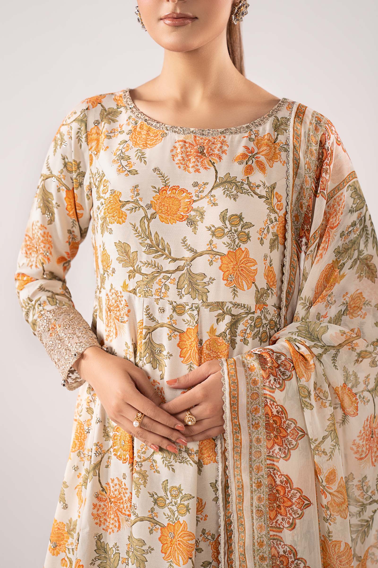 3 Piece Embroidered Lawn Suit