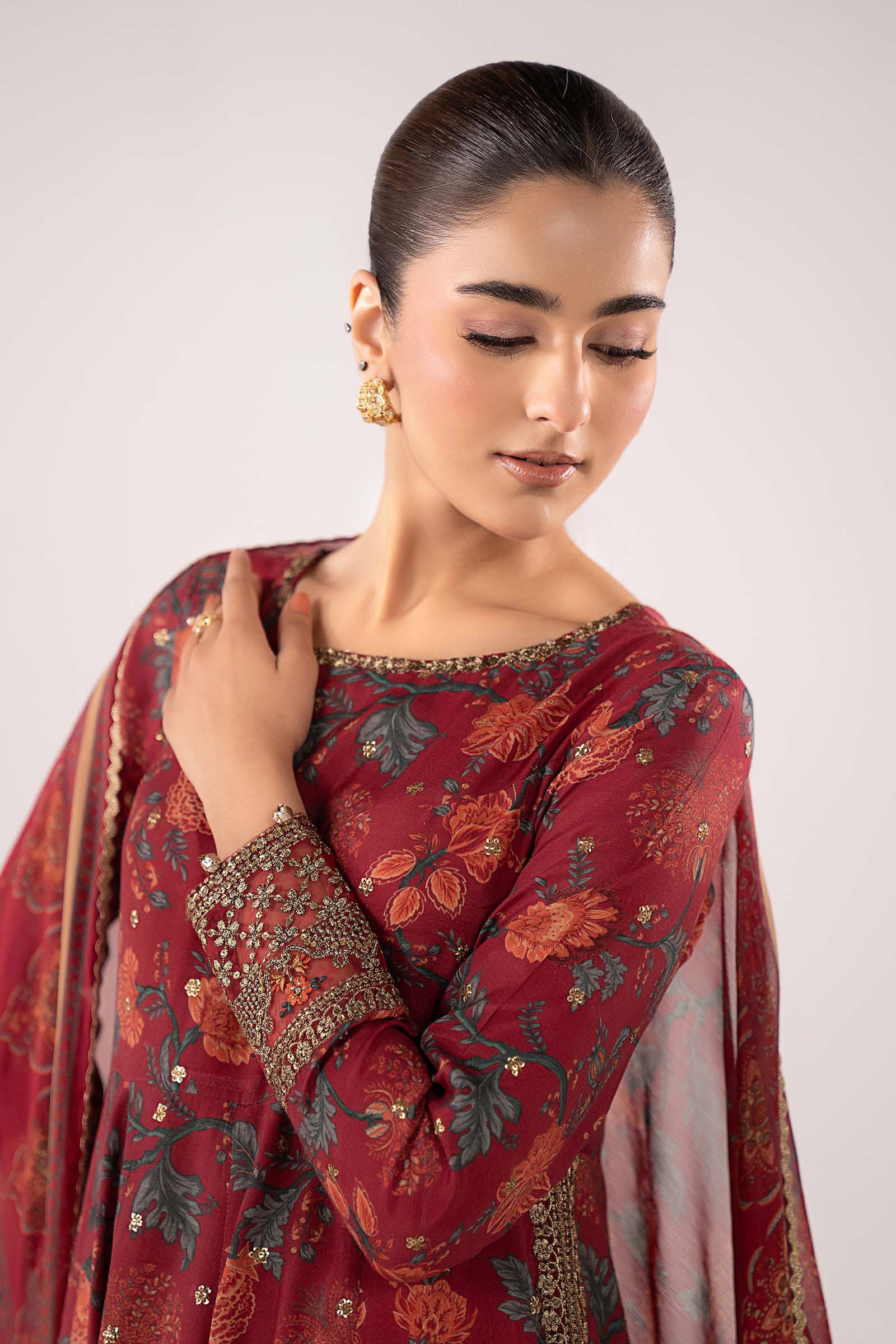 3 Piece Embroidered Lawn Suit