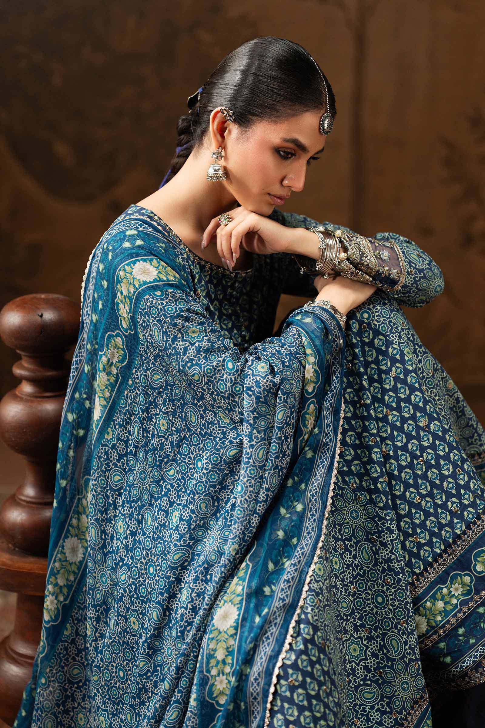 3 Piece Embroidered Lawn Suit