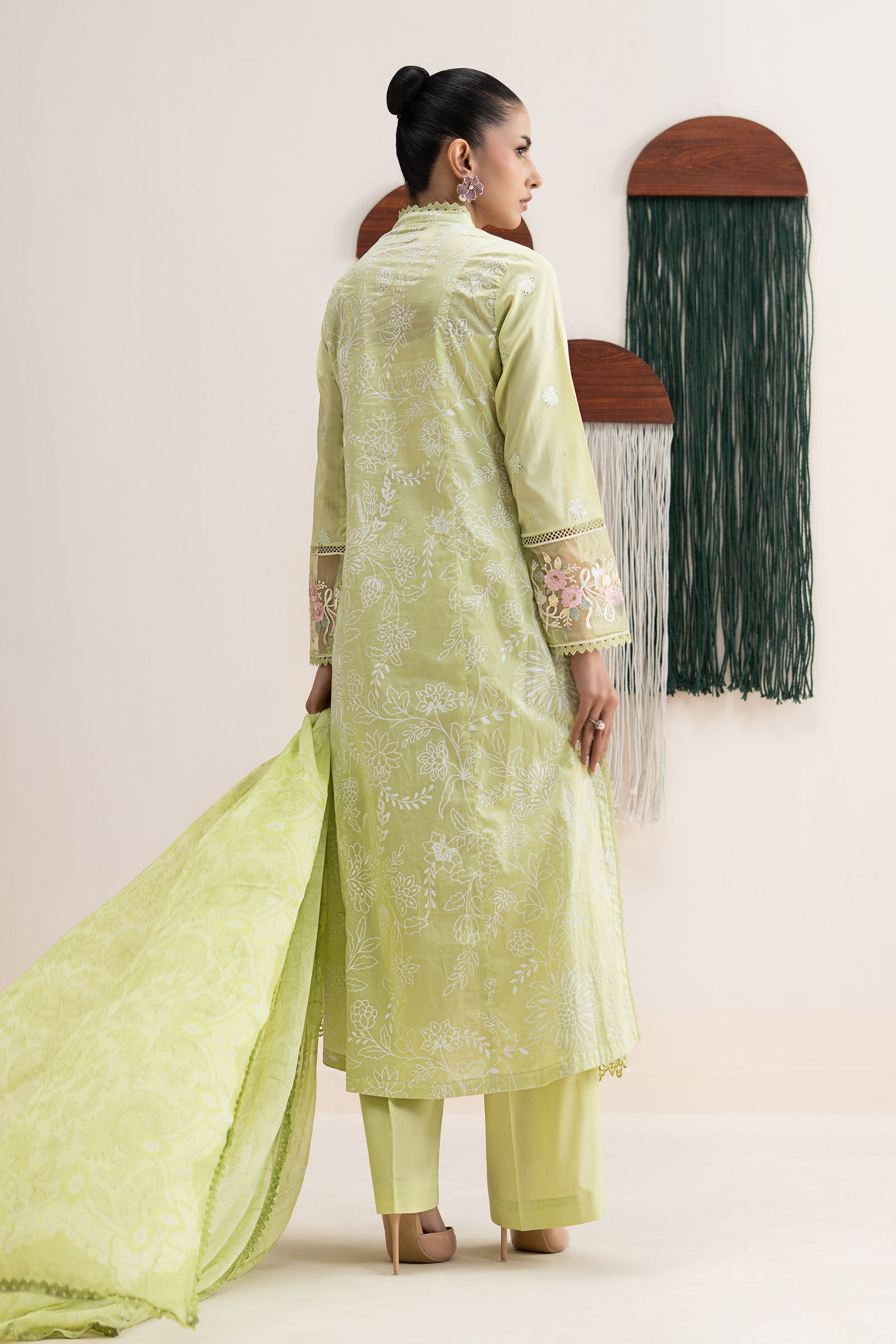 3 Piece Embroidered Lawn Suit