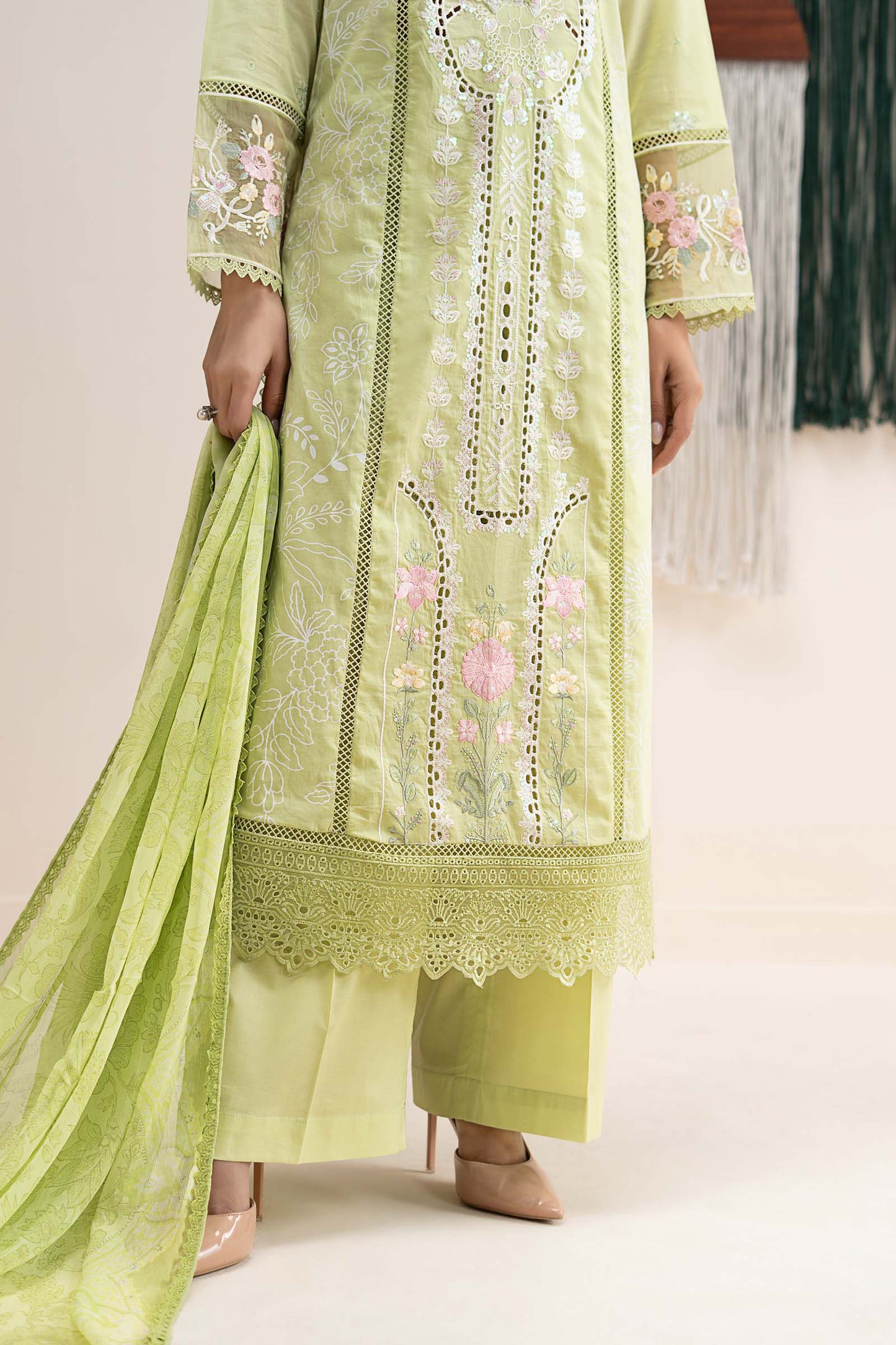 3 Piece Embroidered Lawn Suit
