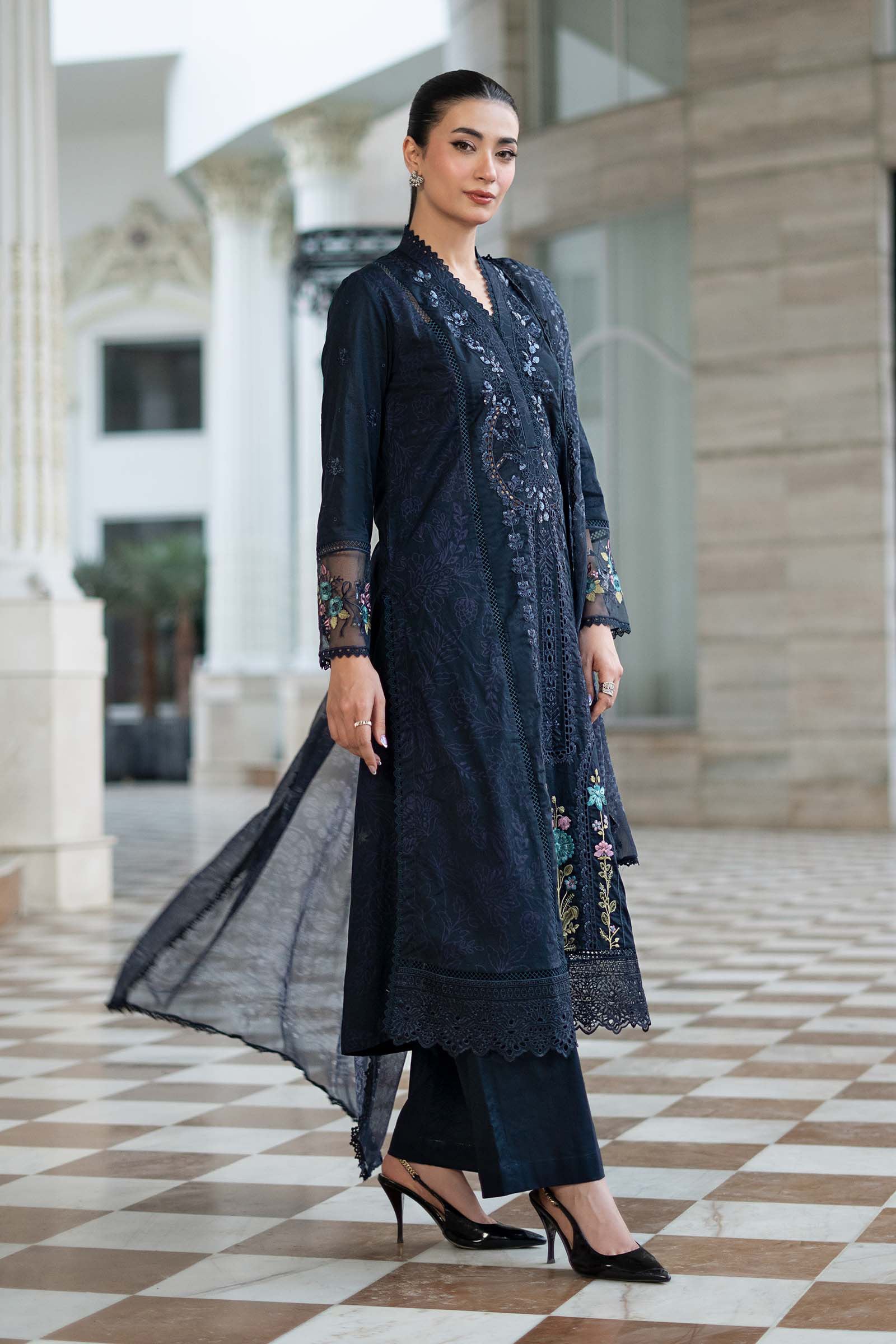 3 Piece Embroidered Lawn Suit