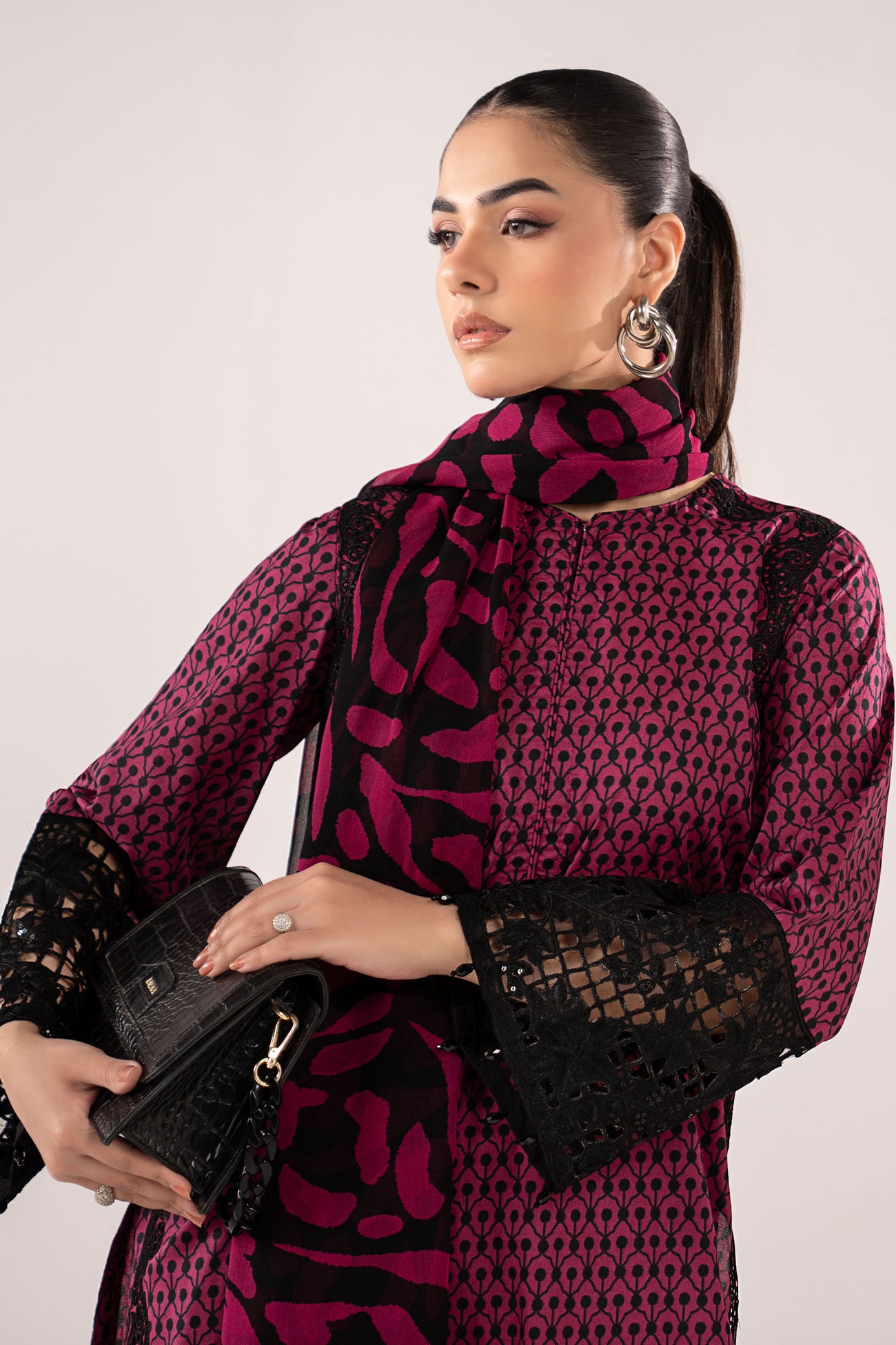 3 Piece Embroidered Lawn Suit