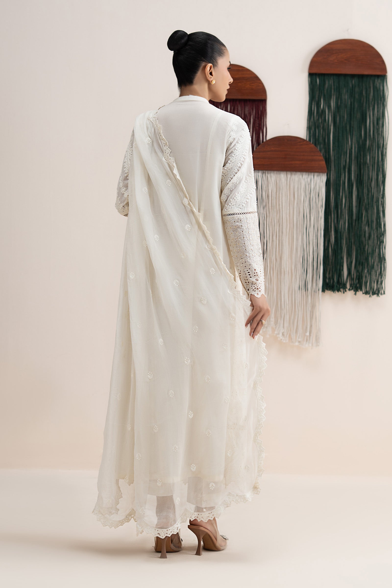 3 Piece Embroidered Lawn Suit