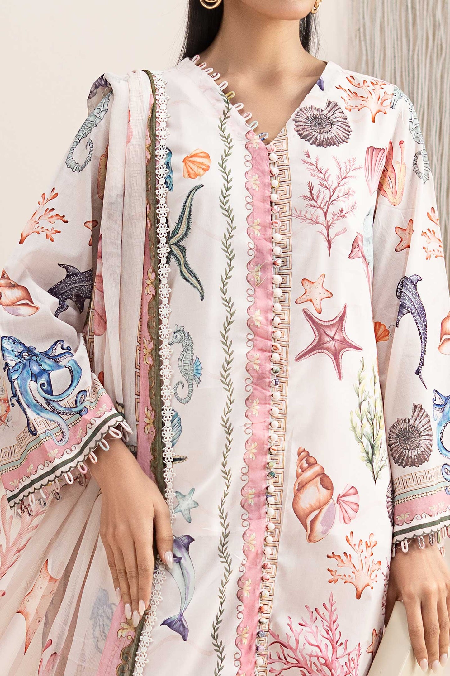 3 Piece Embroidered Lawn Suit