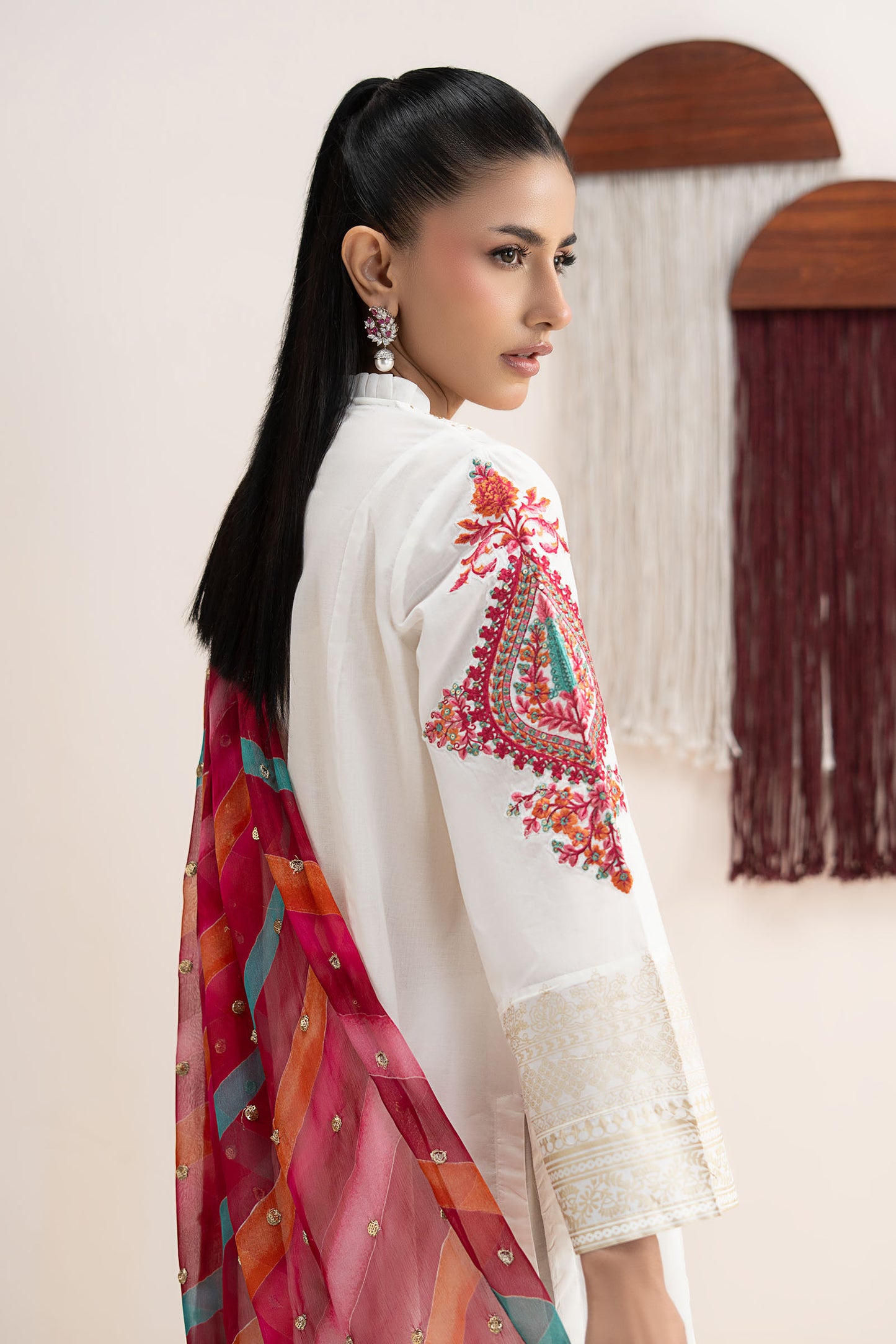 3 Piece Embroidered Lawn Suit