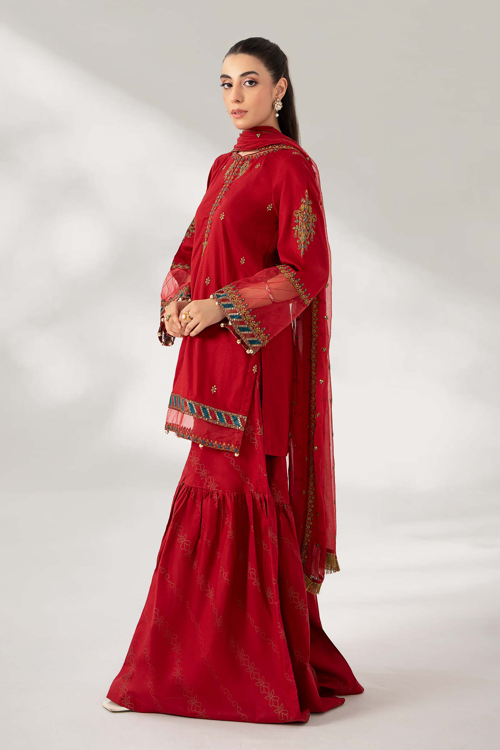 3 Piece Embroidered Lawn Suit