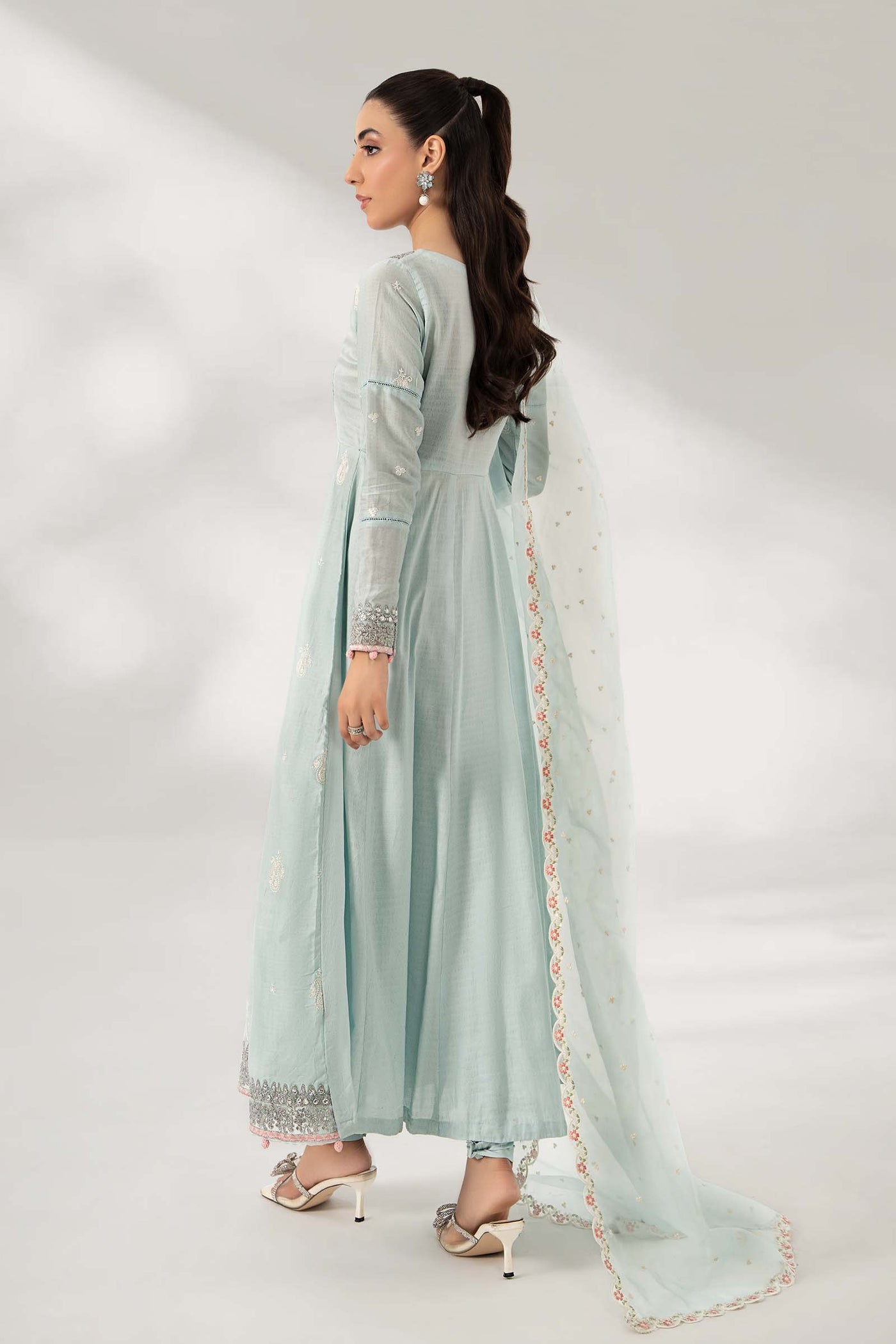 3 Piece Embroidered Lawn Suit