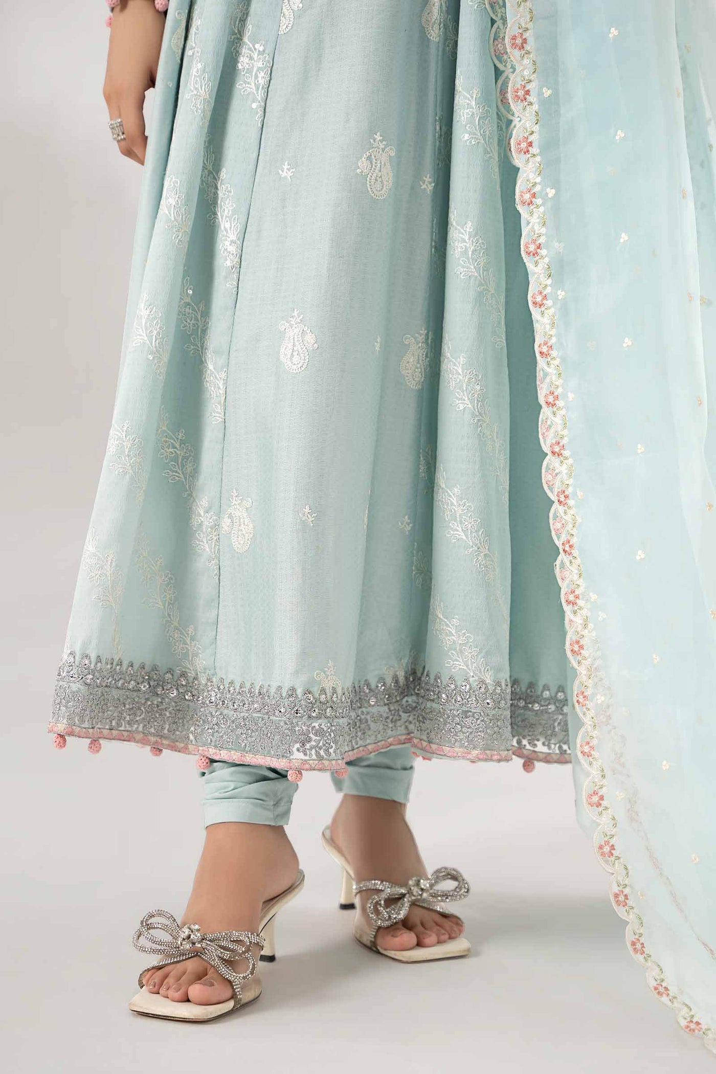 3 Piece Embroidered Lawn Suit