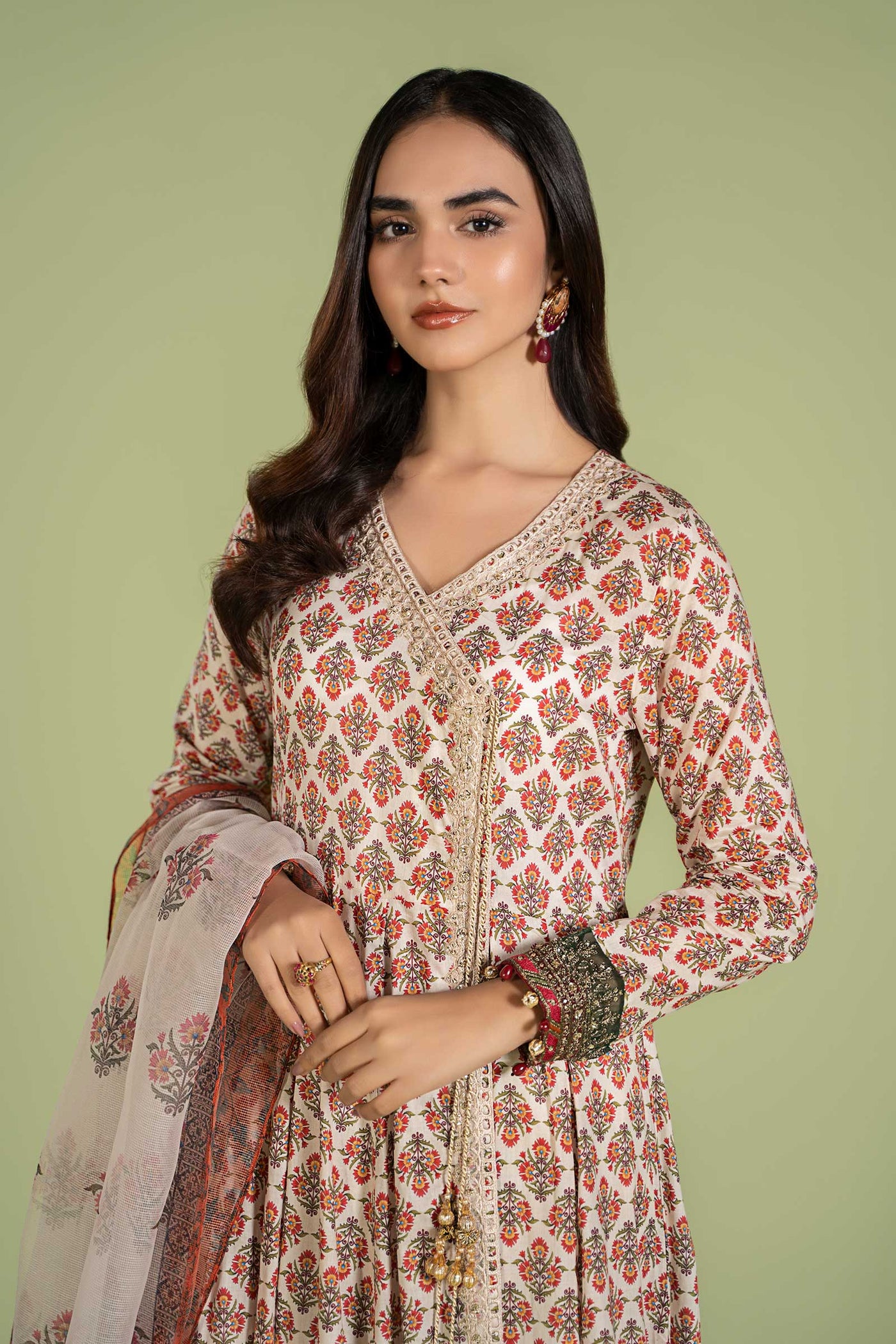 3 Piece Embroidered Lawn Suit