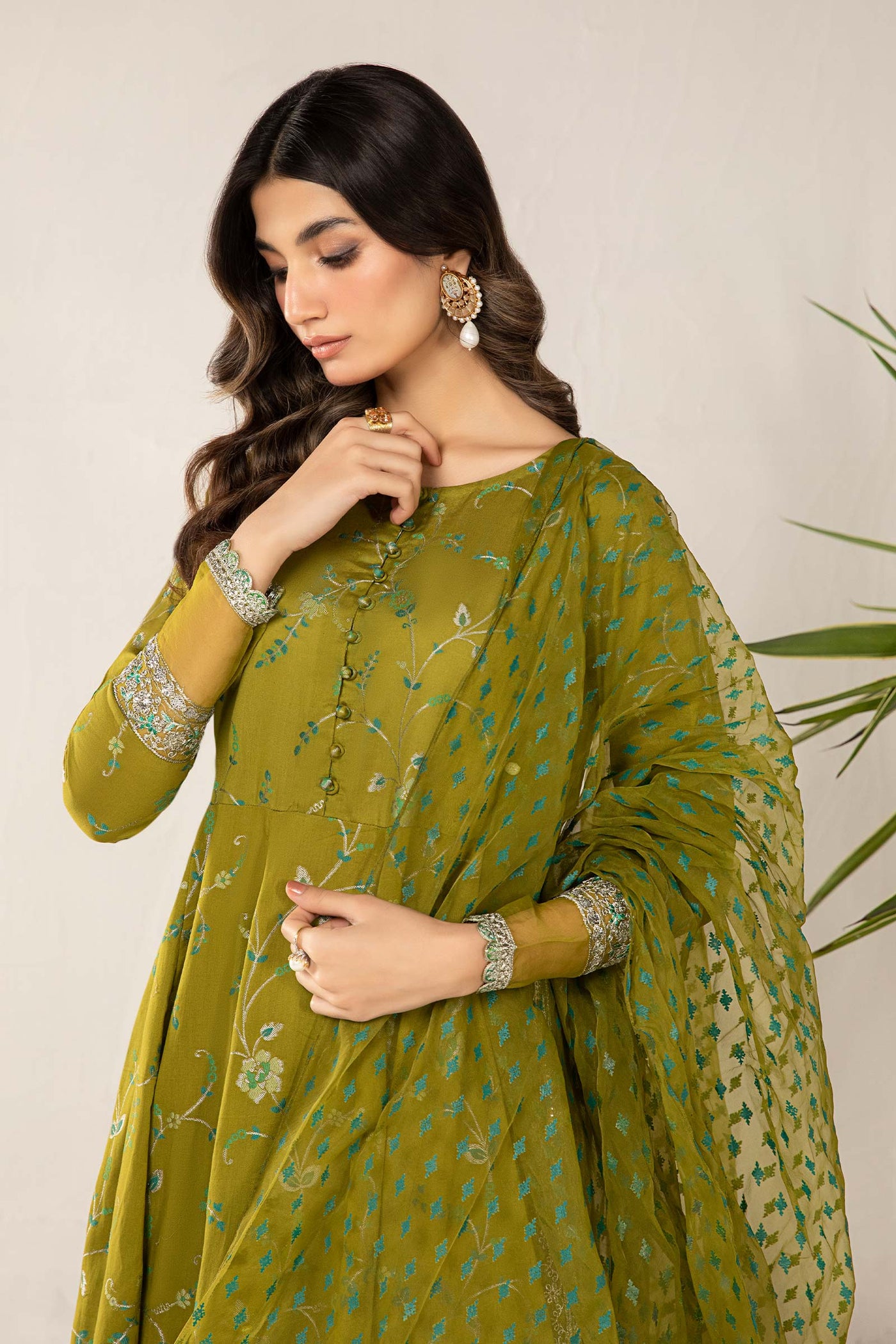 3 Piece Embroidered Jacquard Broshia Suit