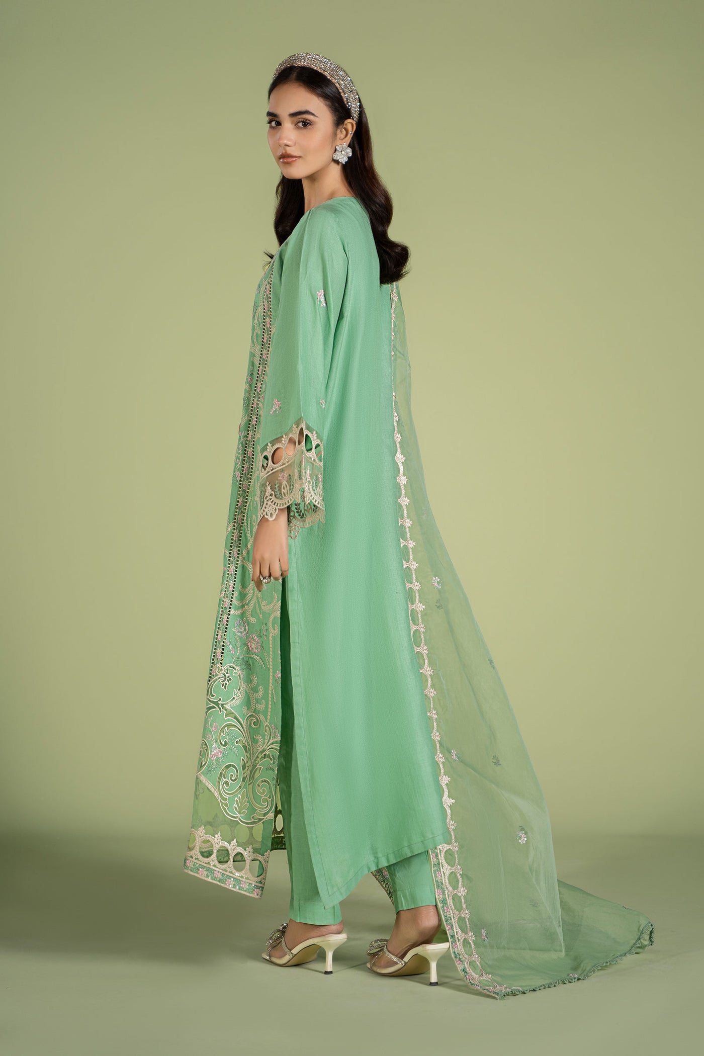 3 Piece Embroidered Lawn Suit | DW-EF24-18