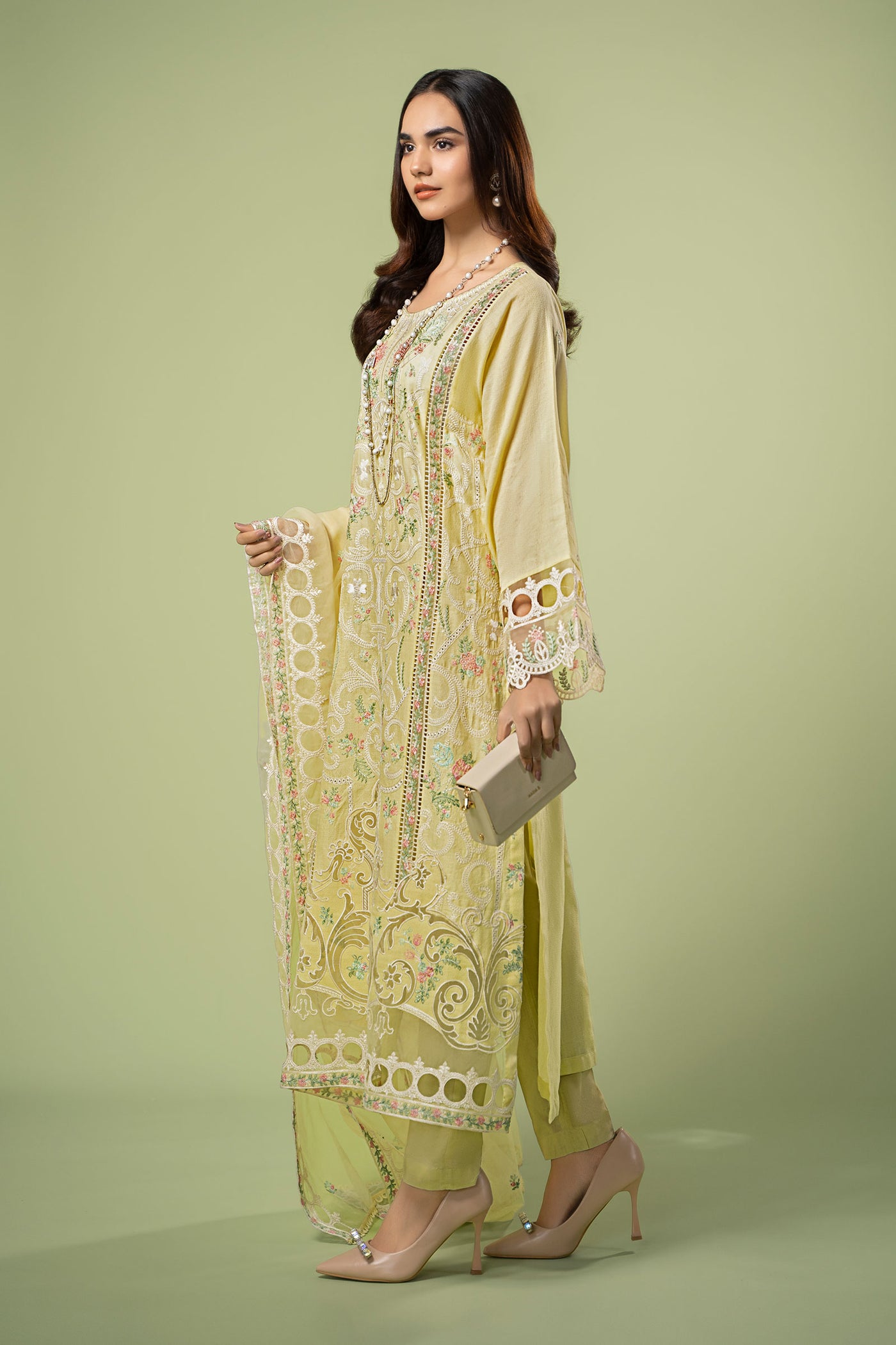 3 Piece Embroidered Lawn Suit