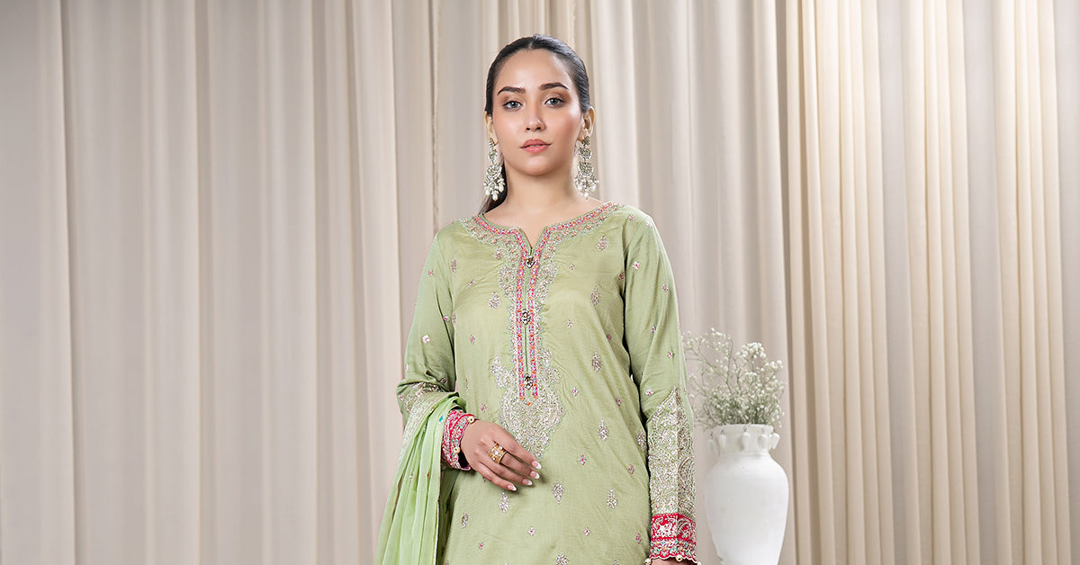 3 Piece Embroidered Lawn Suit