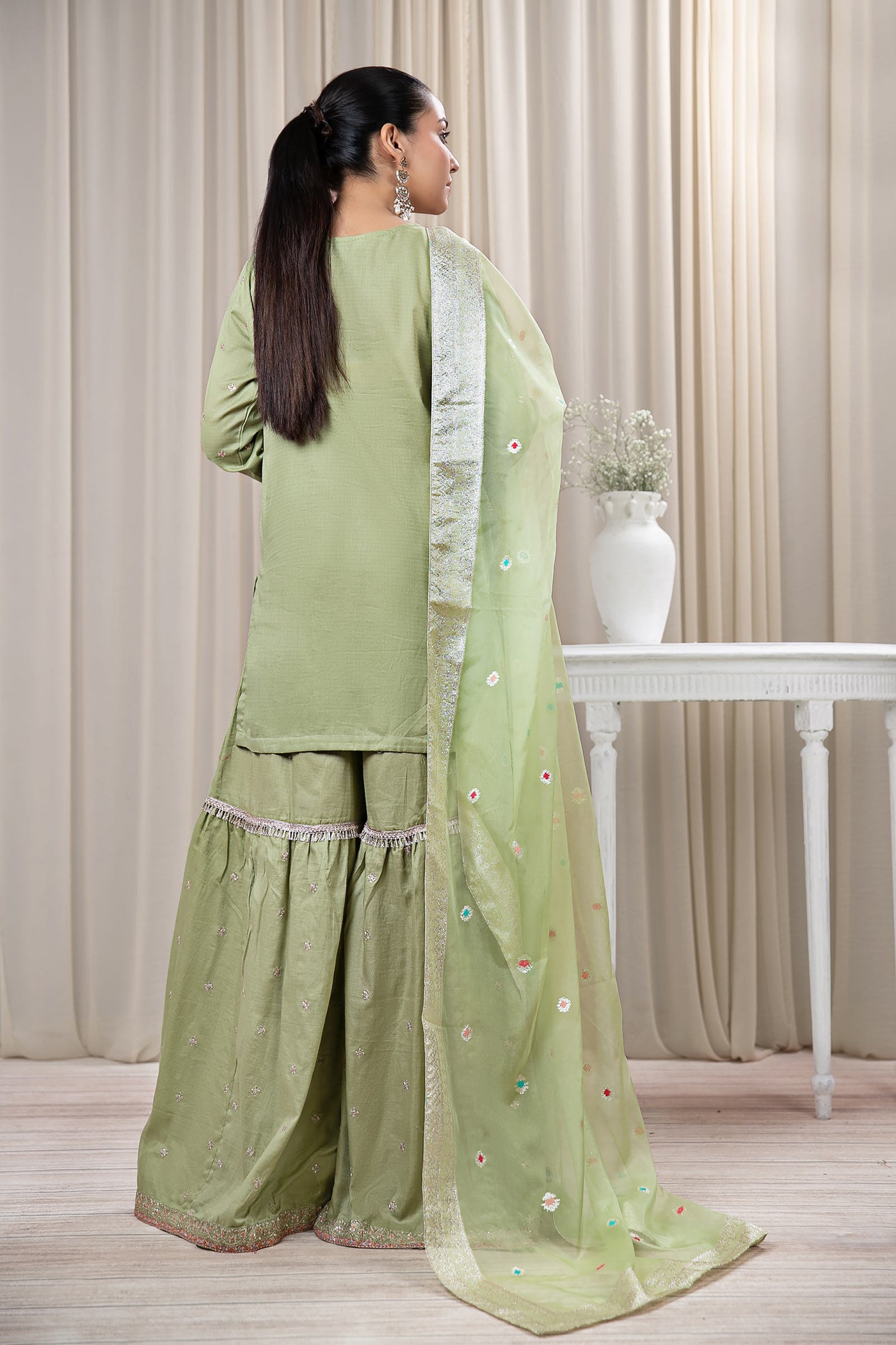 3 Piece Embroidered Lawn Suit